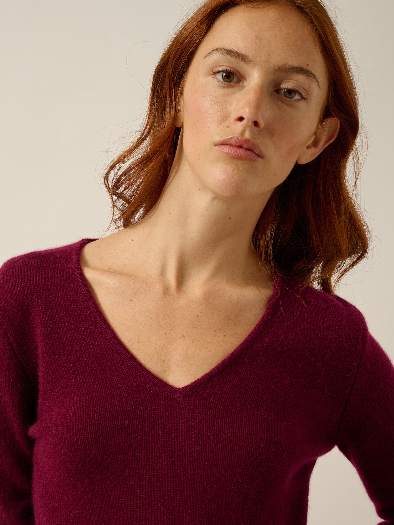 ABBY pull col v bordeaux