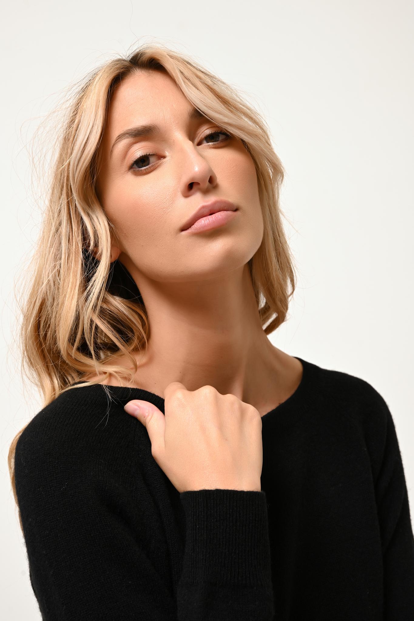ABIGAIL pull col bateau goutte dos noir