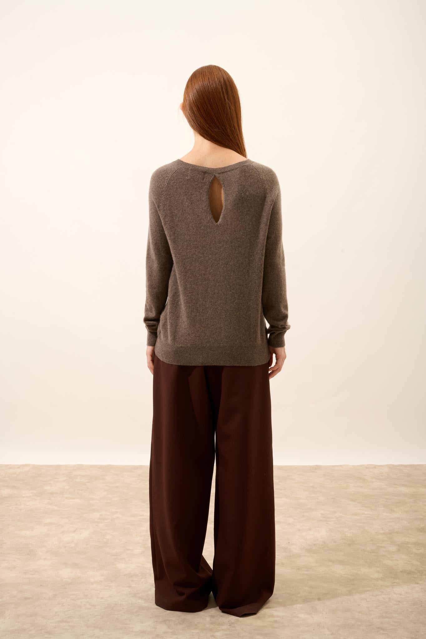 ABIGAIL pull col bateau goutte dos taupe chiné