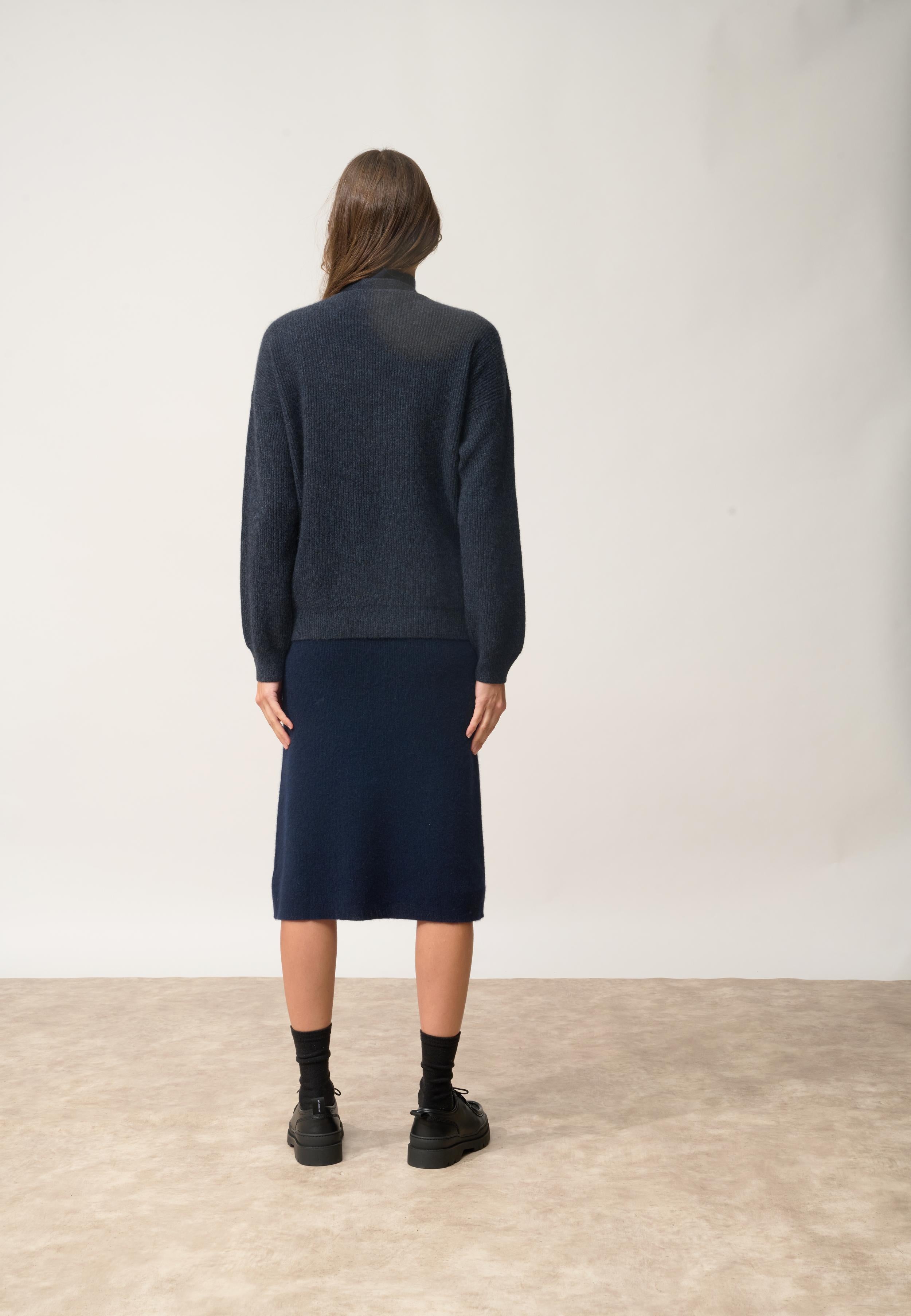 ADELE cardigan col v caviar
