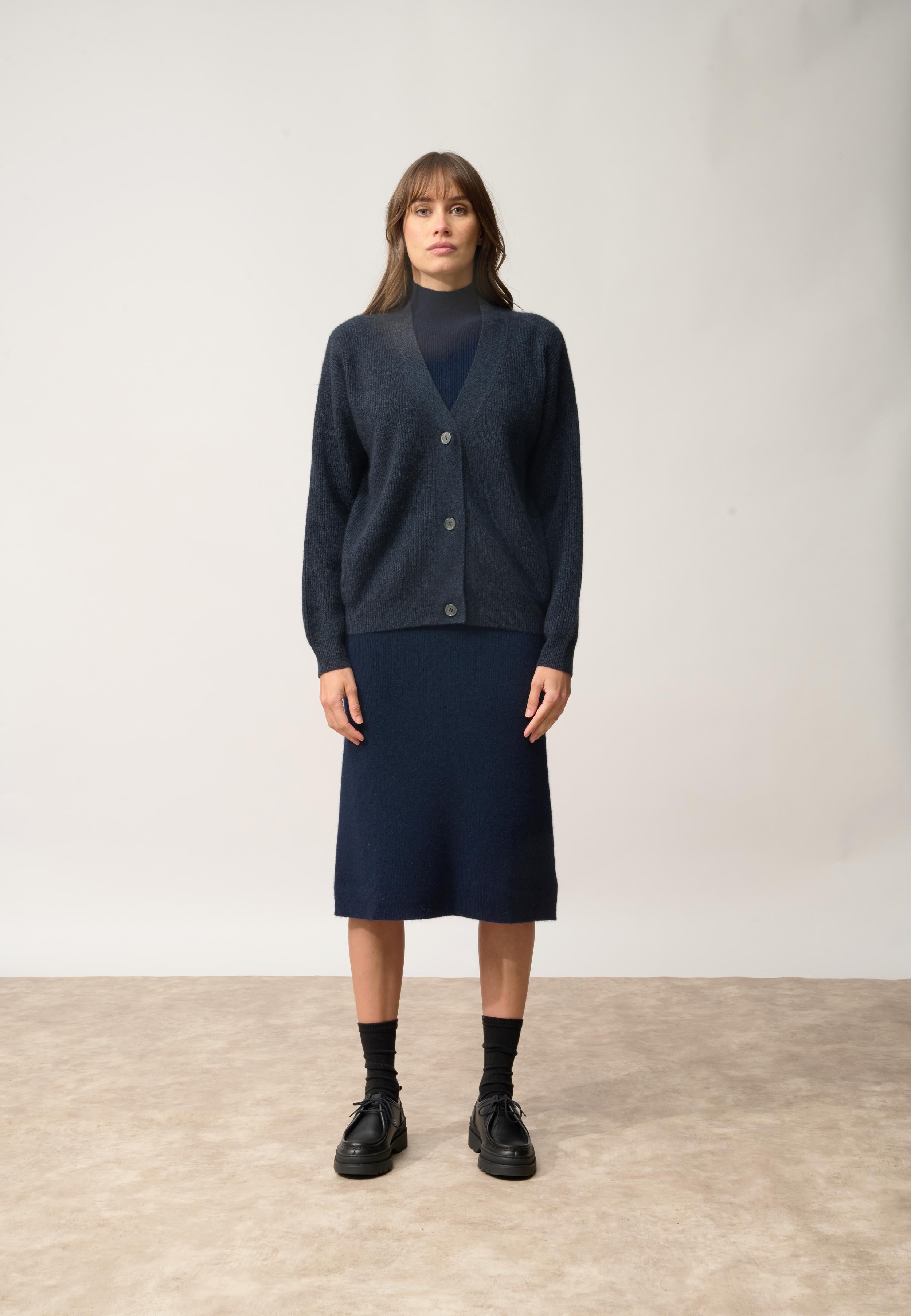 ADELE cardigan col v caviar