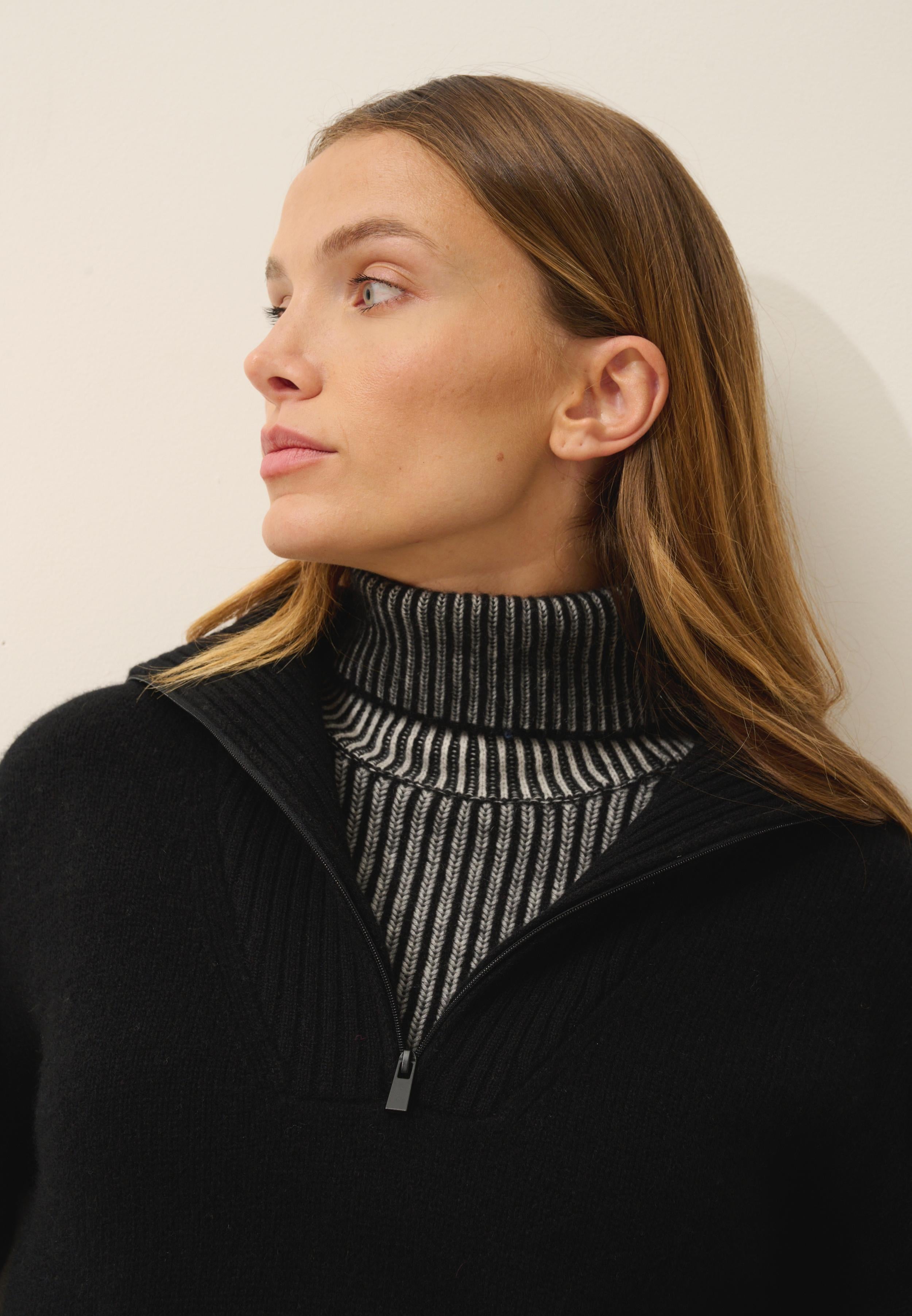 AKAR pull col camionneur noir