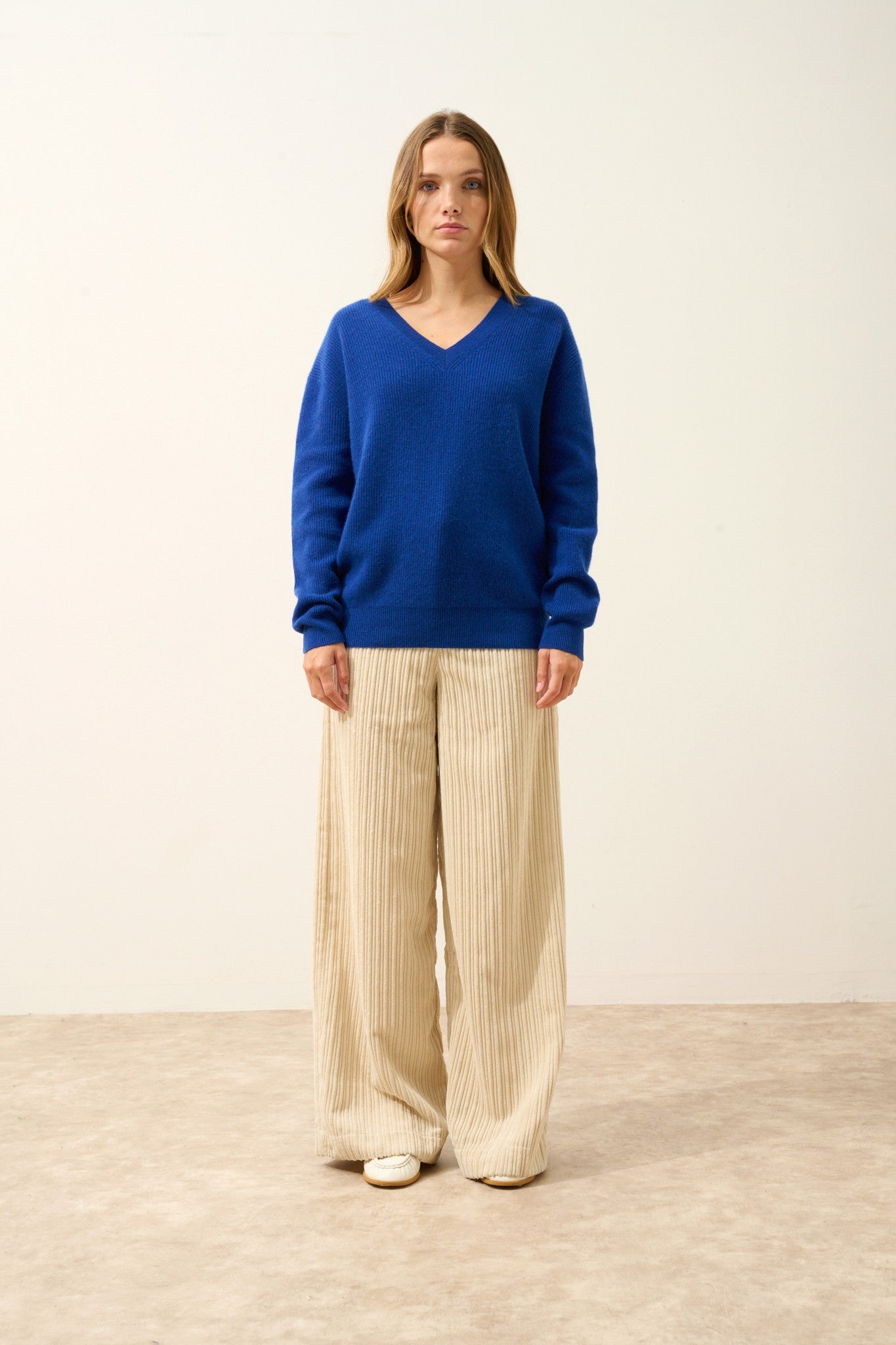 alenia pull col v outremer 100% cachemire