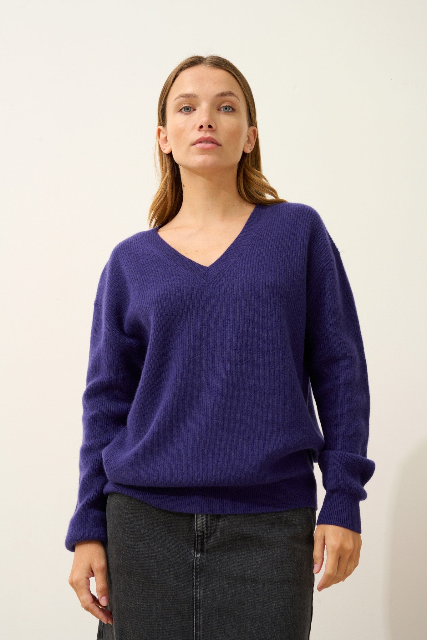 alenia pull col v purple 100% cachemire