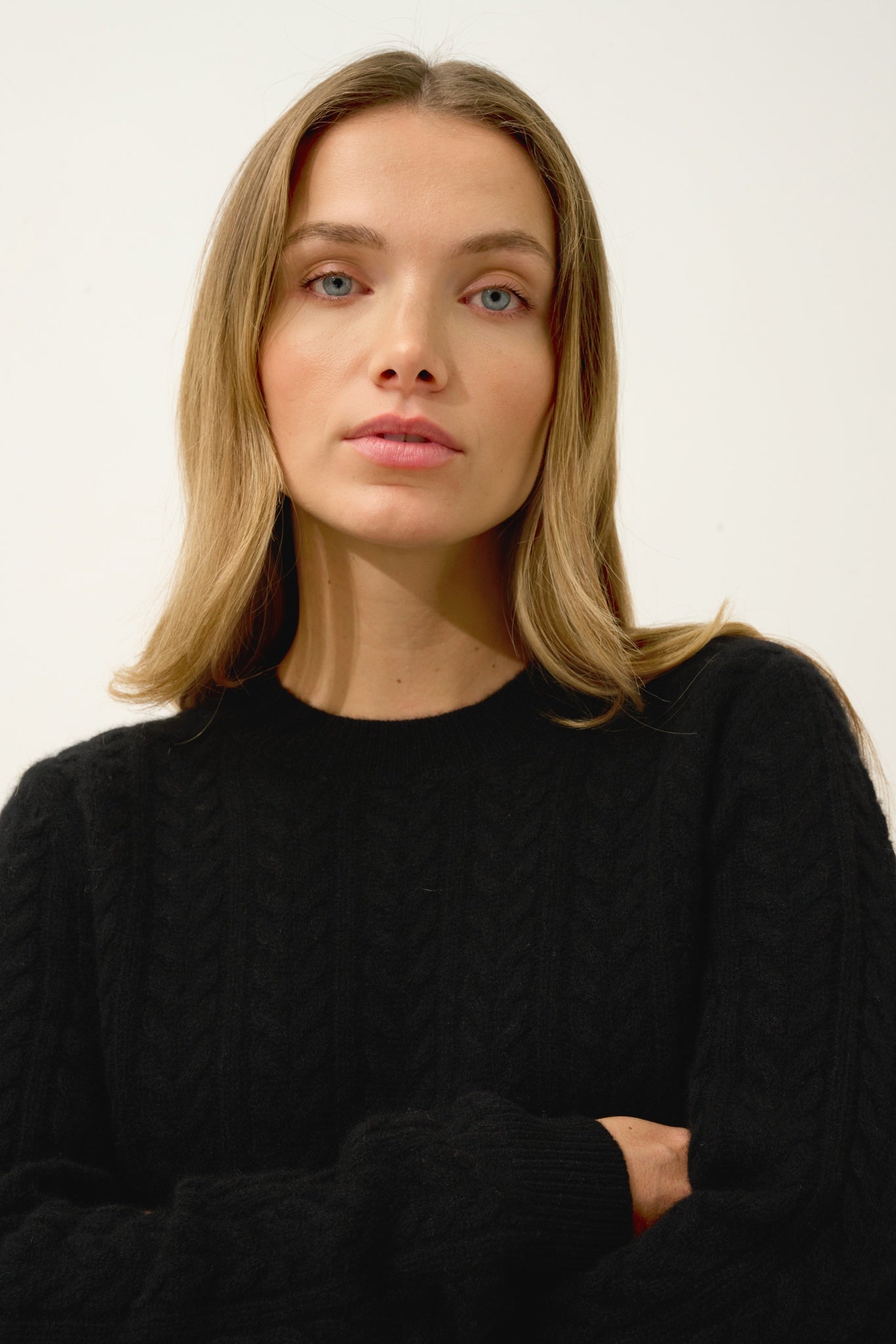 ALICE pull col rond noir