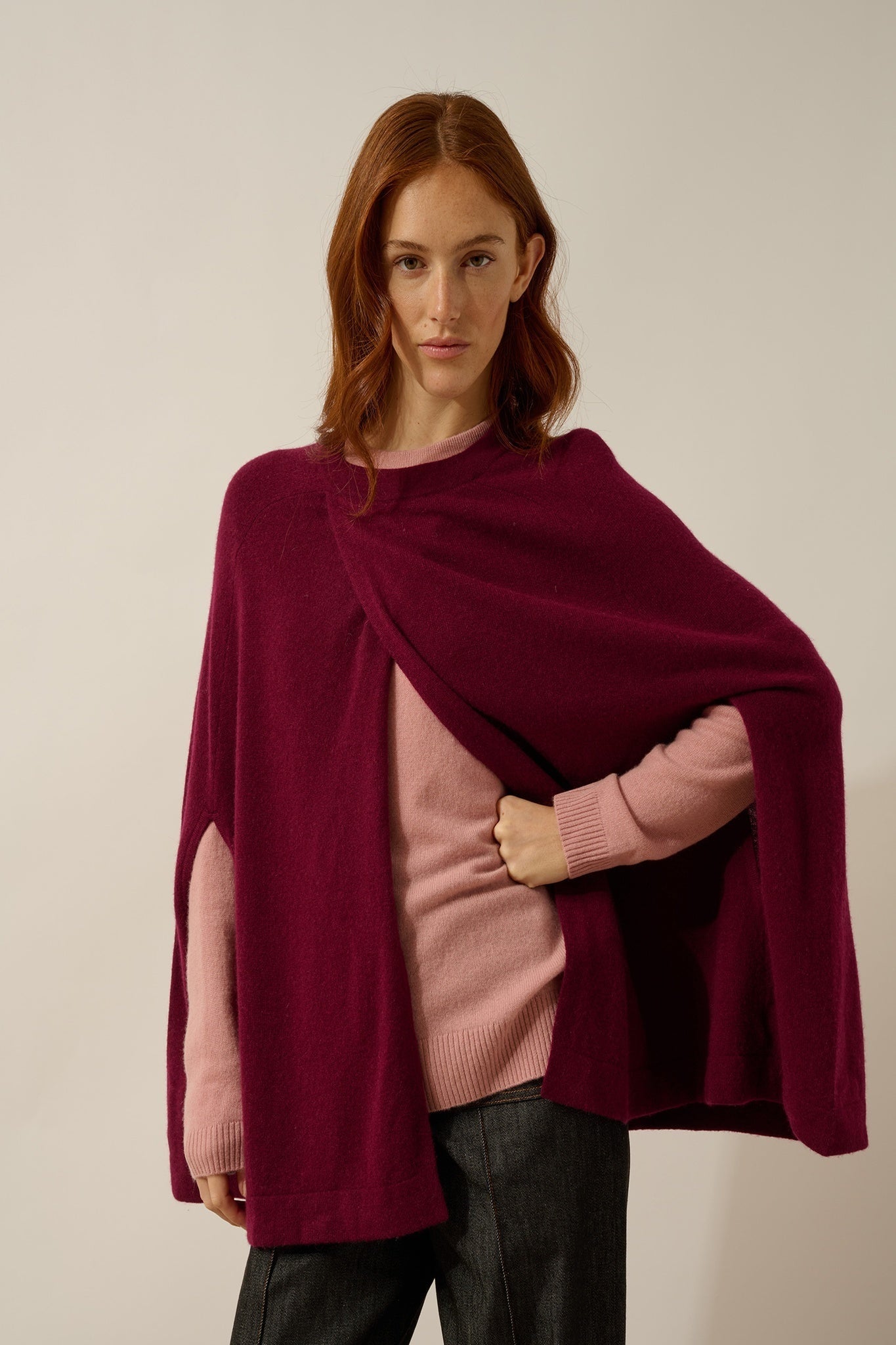 ALLOA cape ouverte col rond bordeaux