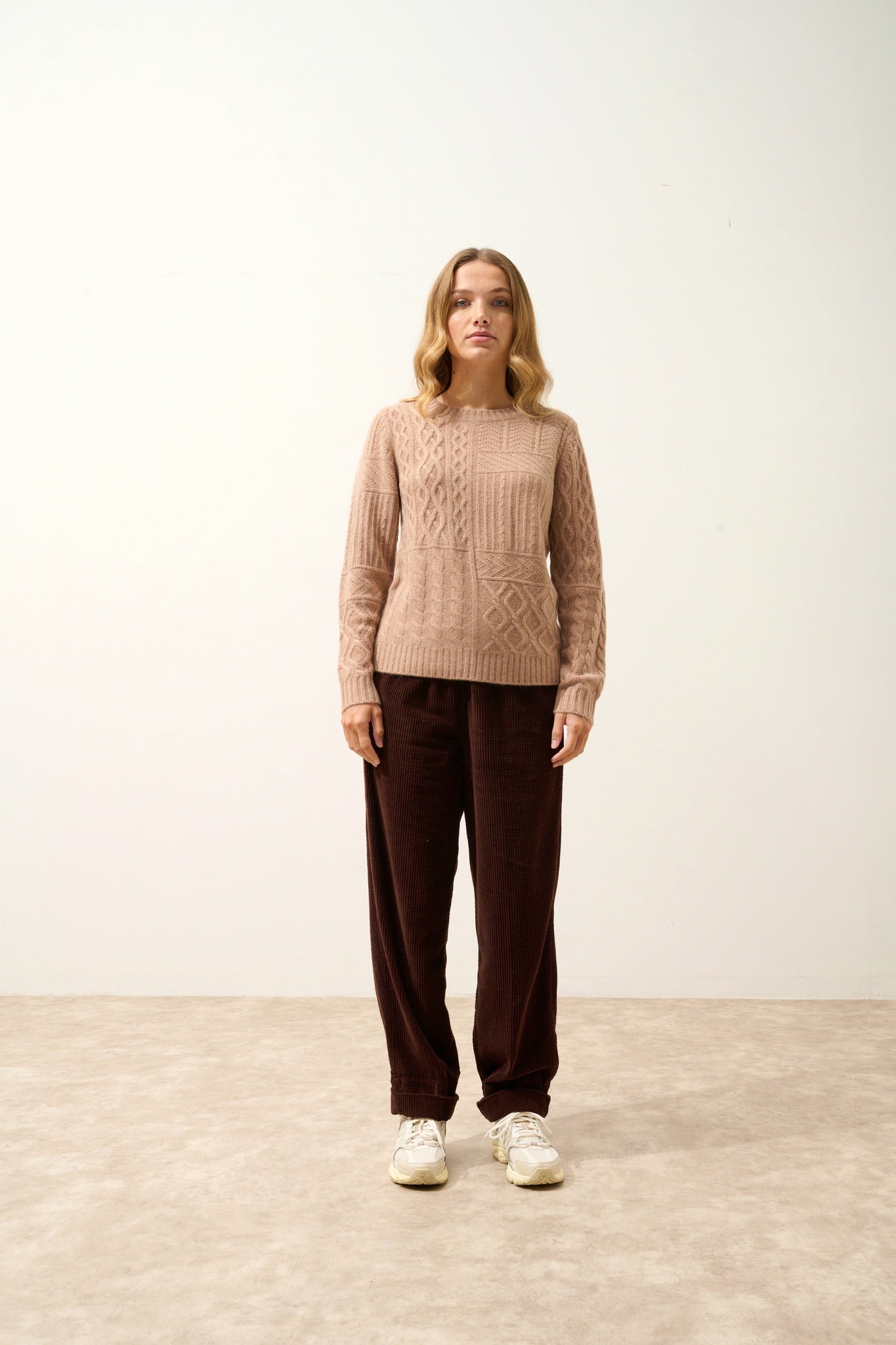 AMALA pull col rond camel chiné