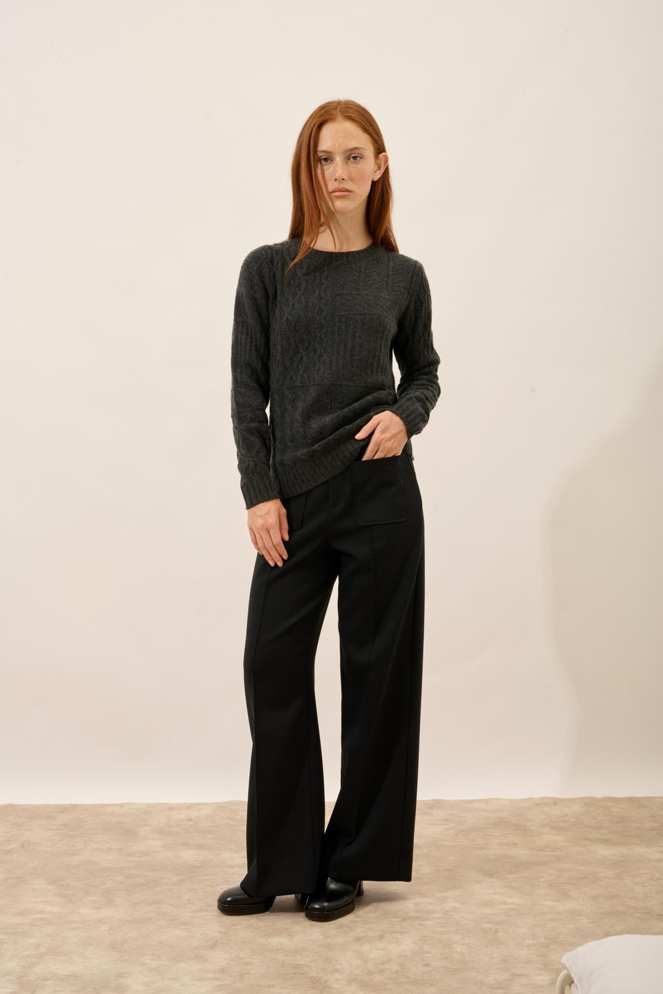 AMALA pull col rond carbone chiné