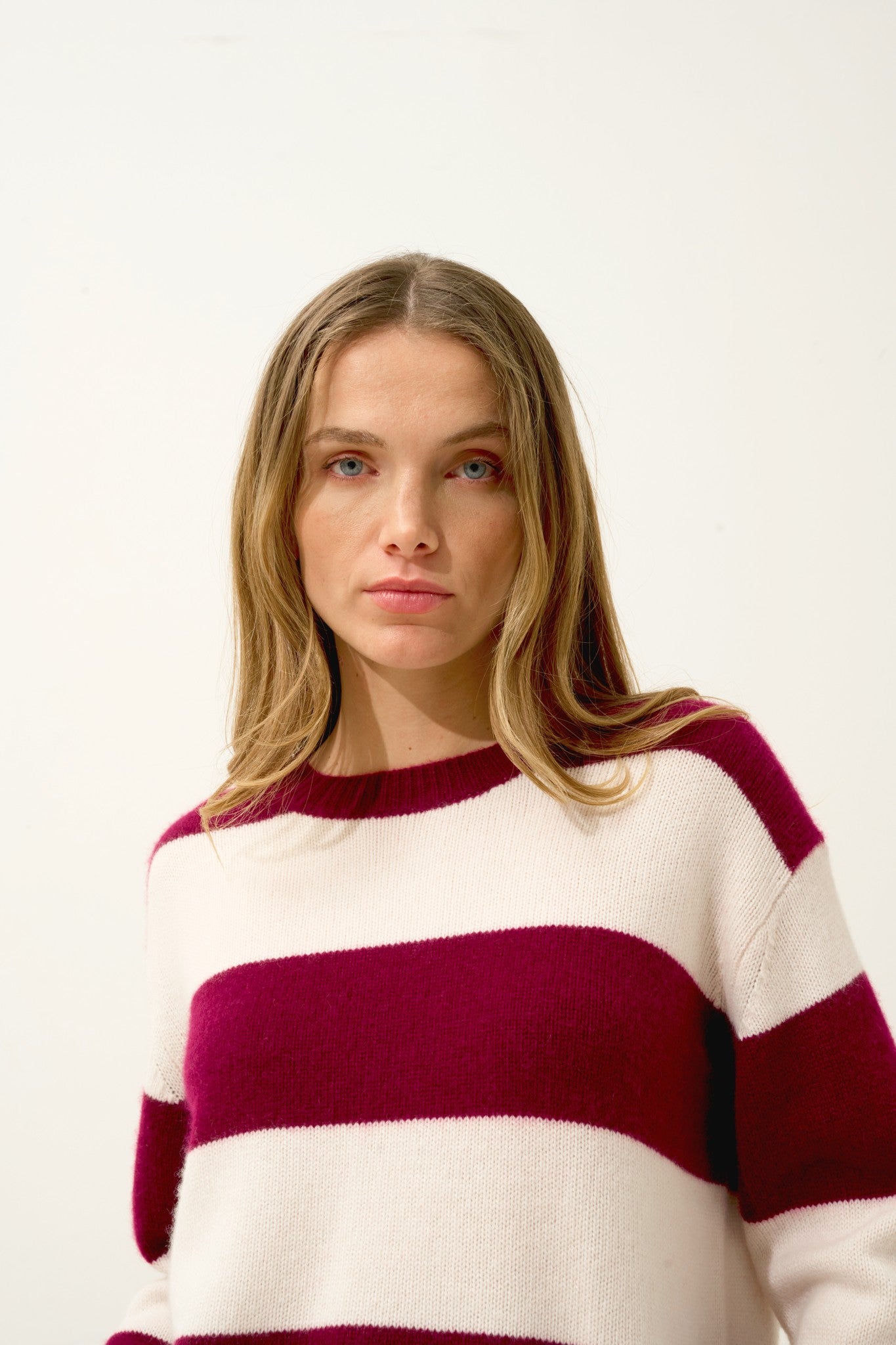 amarante pull col rond 6 fils bi-color bordeaux/ivoire 100% cachemire