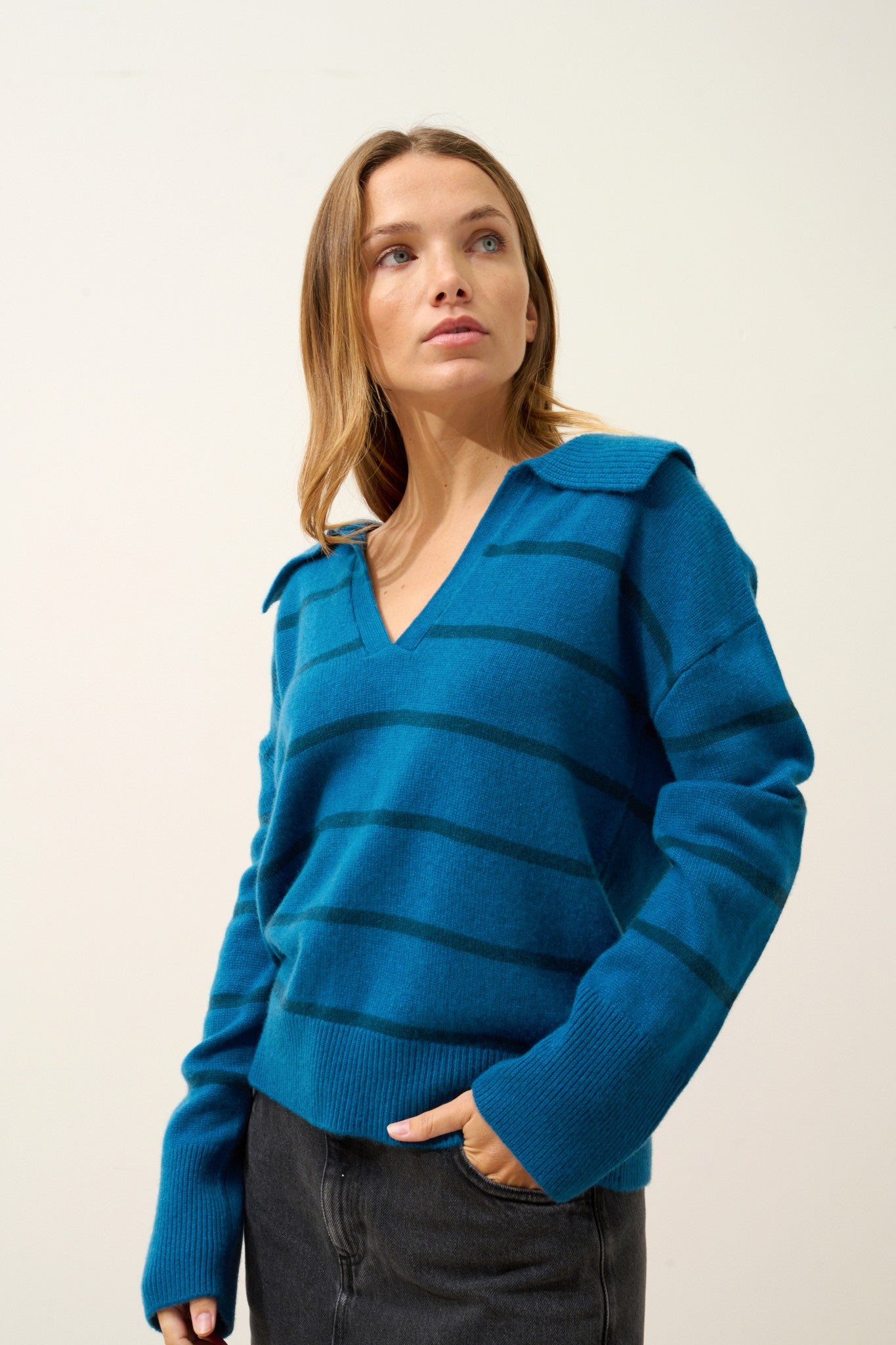 amarisse polo col v croisé 4 fils bi-color paon/vert canard 100% cachemire