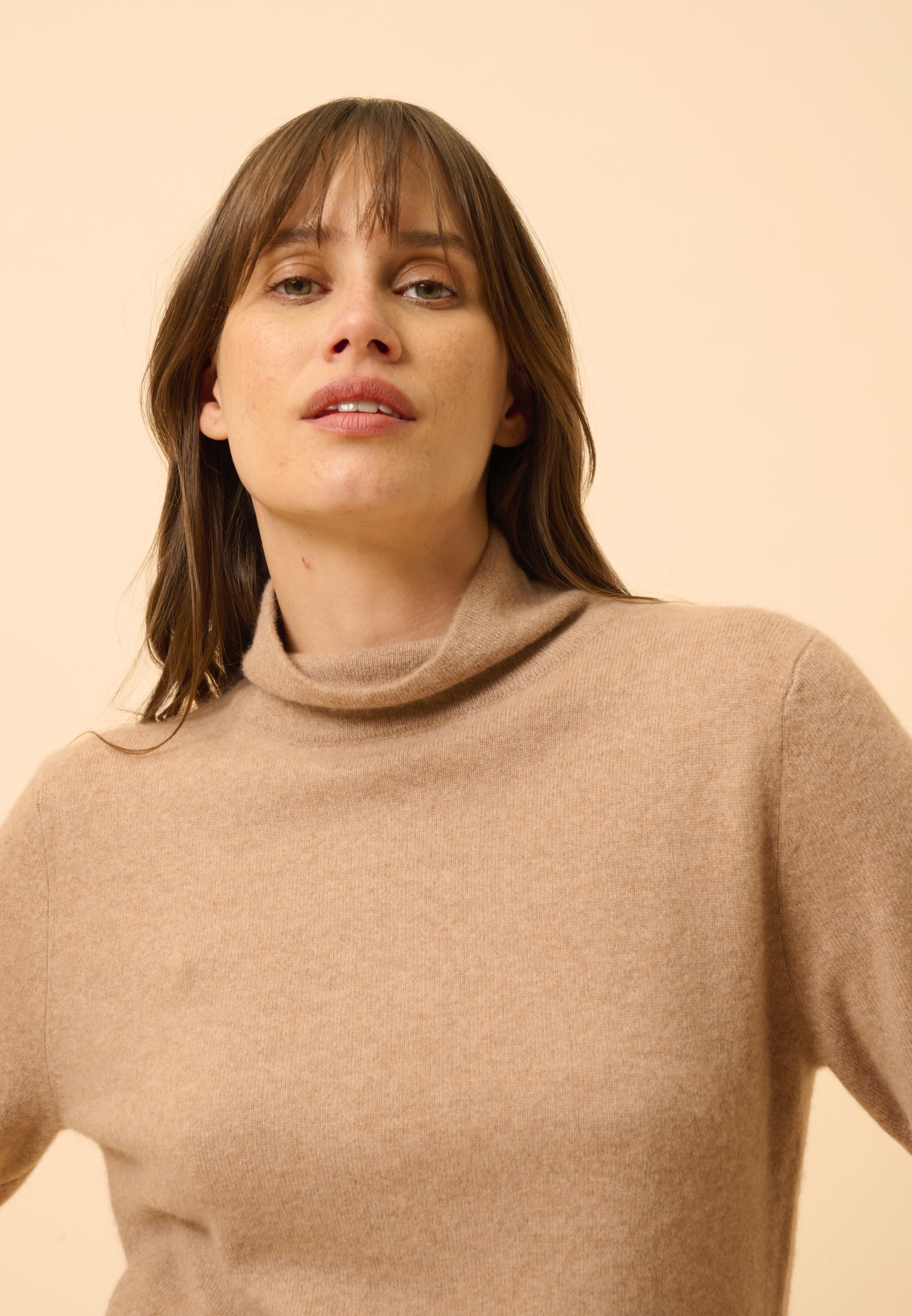 AMBRE pull col montant camel chiné