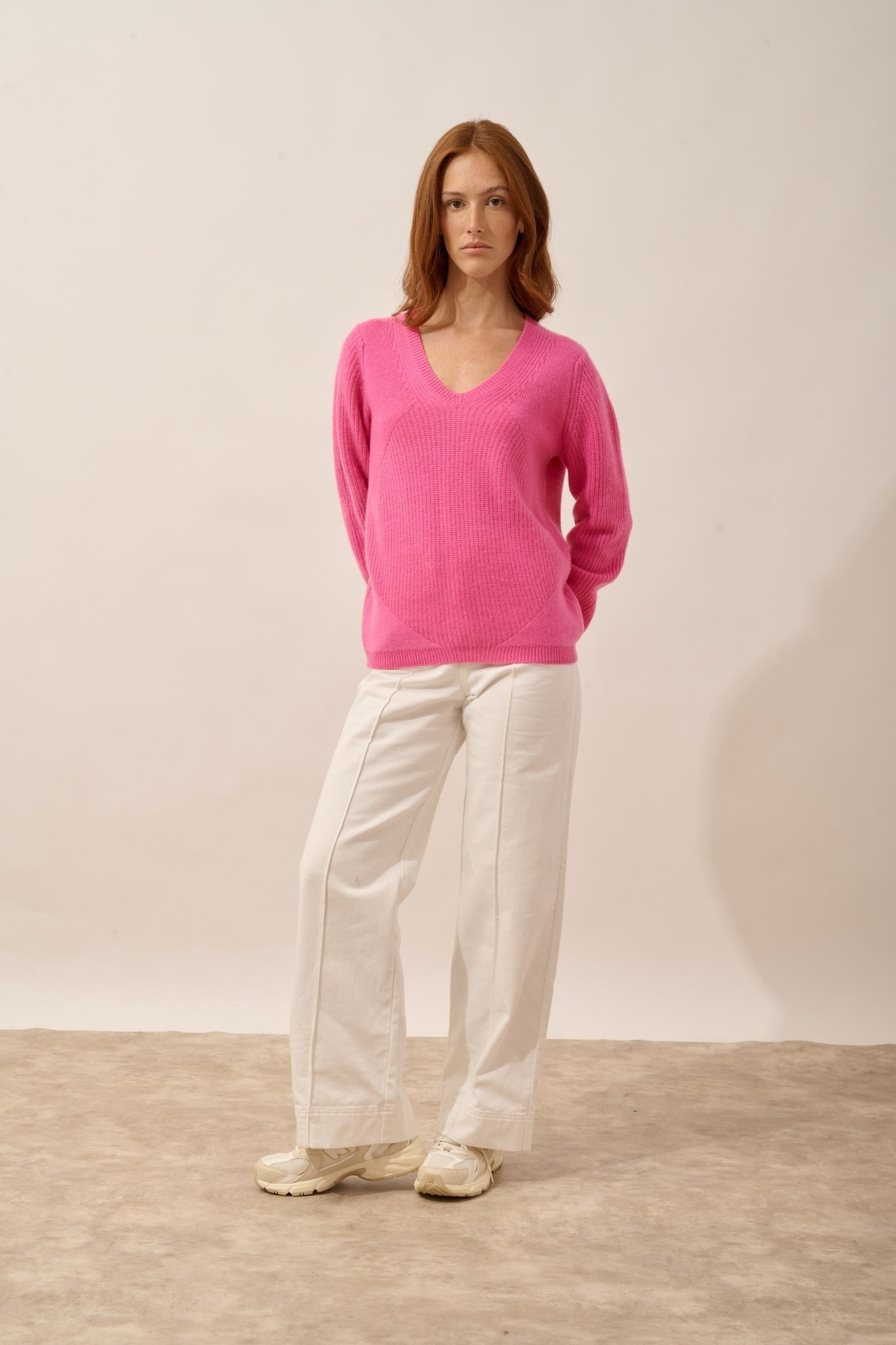 AMRITA pull col v 4 fils rose