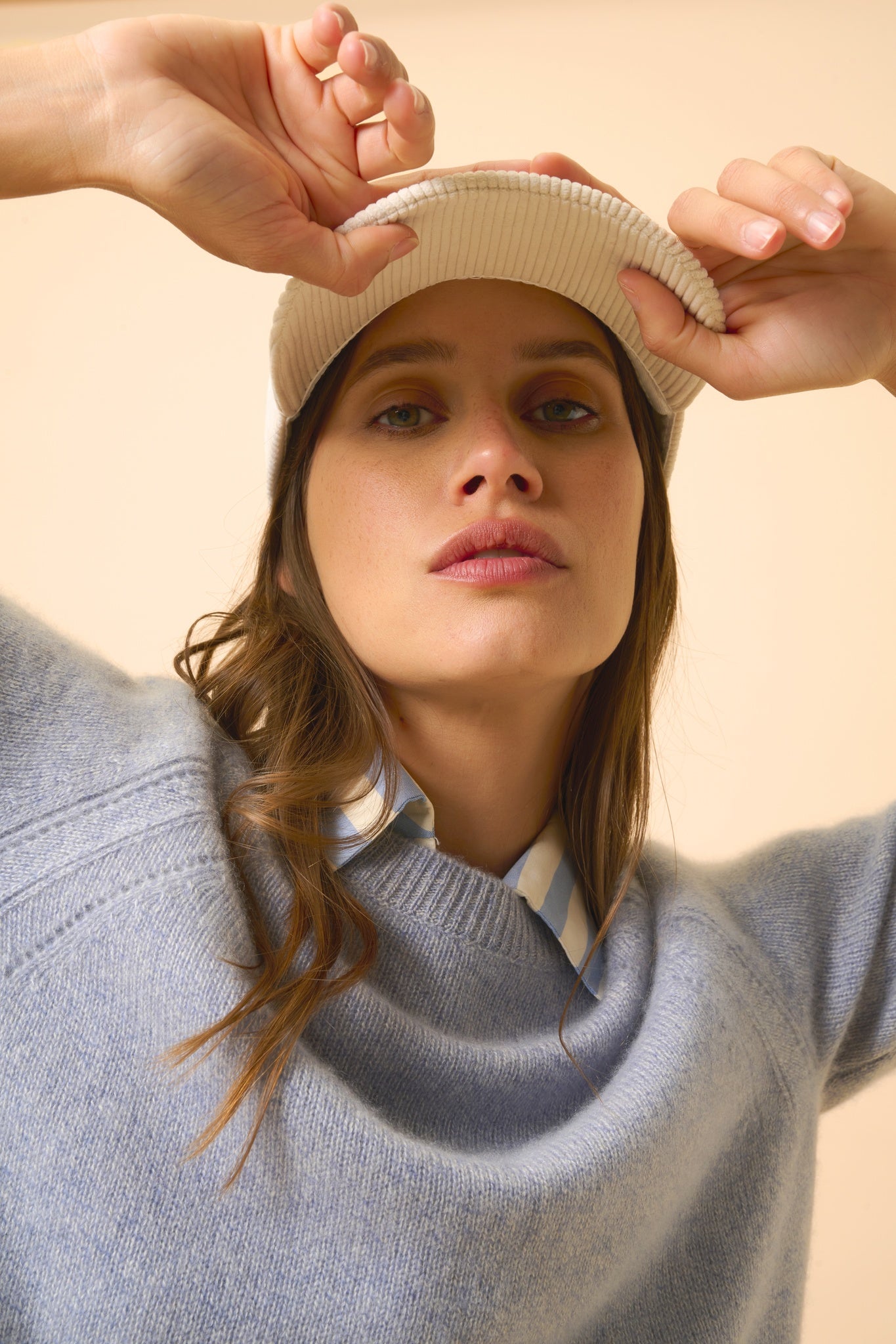 AREQUIPA pull col rond bleu ivoire