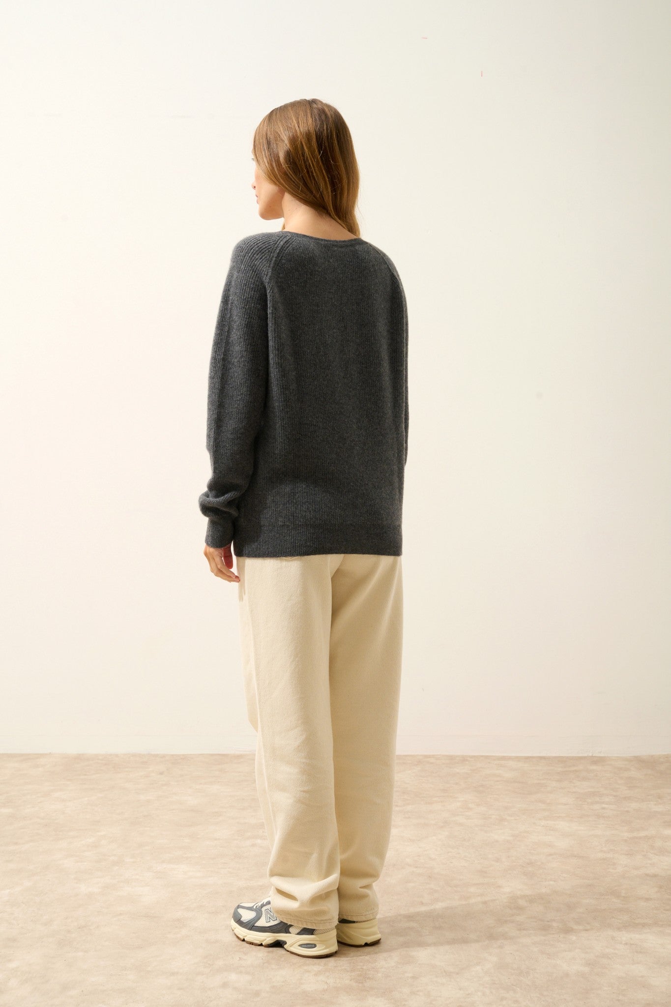 arista pull col v anthracite chiné 100% cachemire