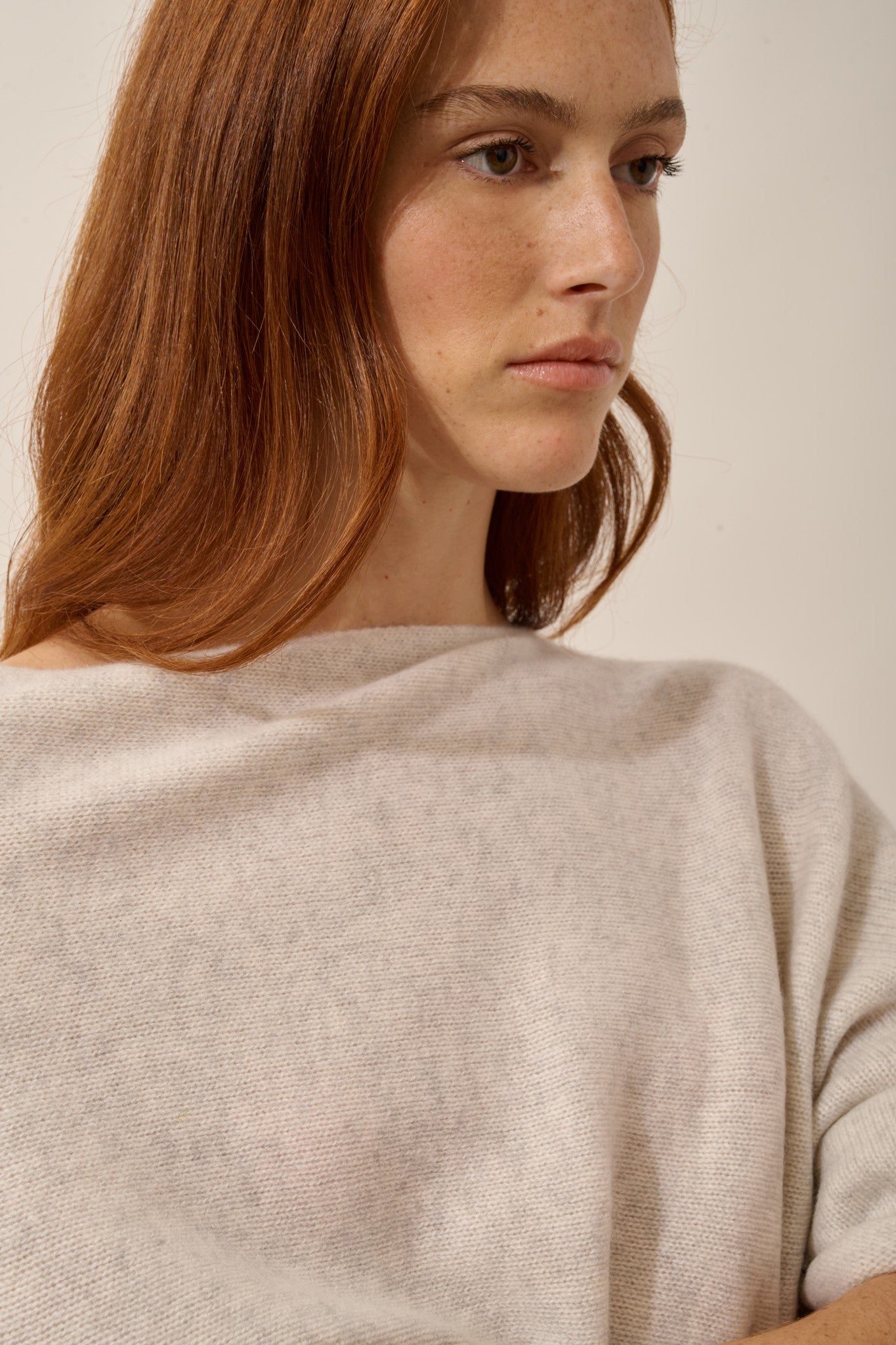 ashley poncho 4 fils gris perle chiné