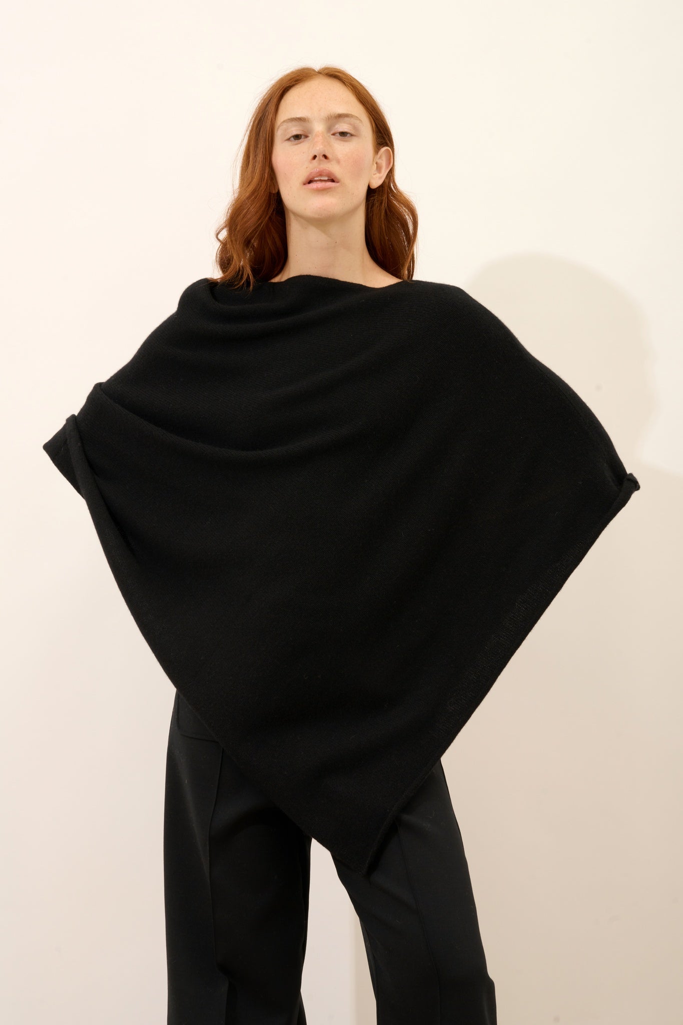 ASHLEY poncho col bateau noir