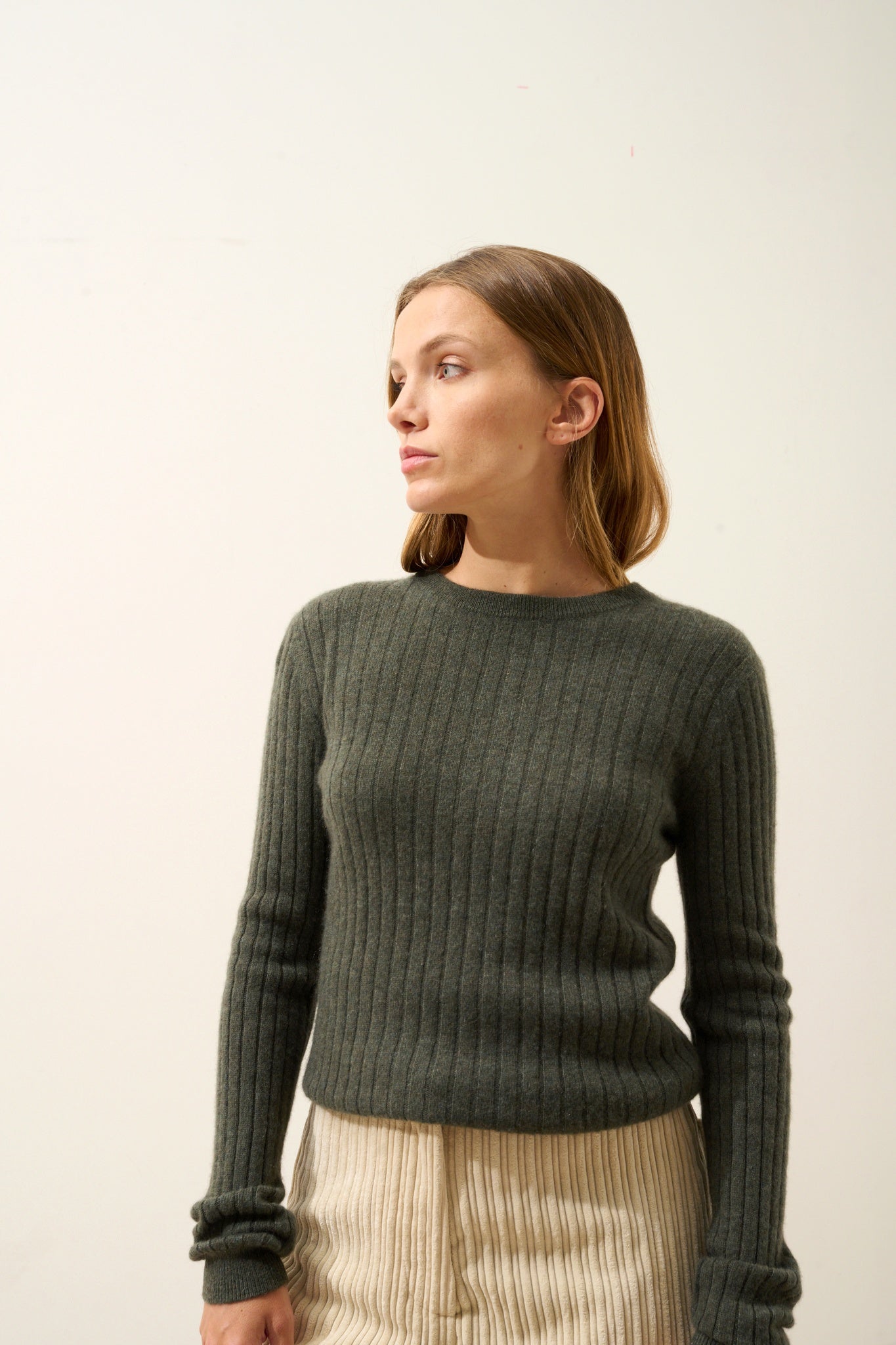 AVANA pull col rond kaki chiné