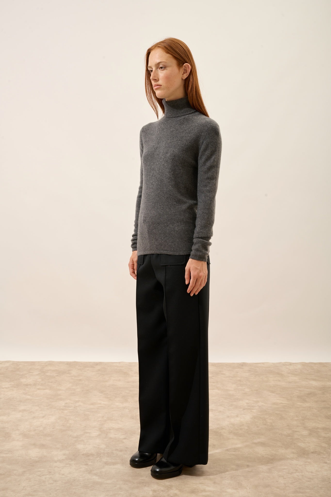 AVA pull col roulé anthracite chiné