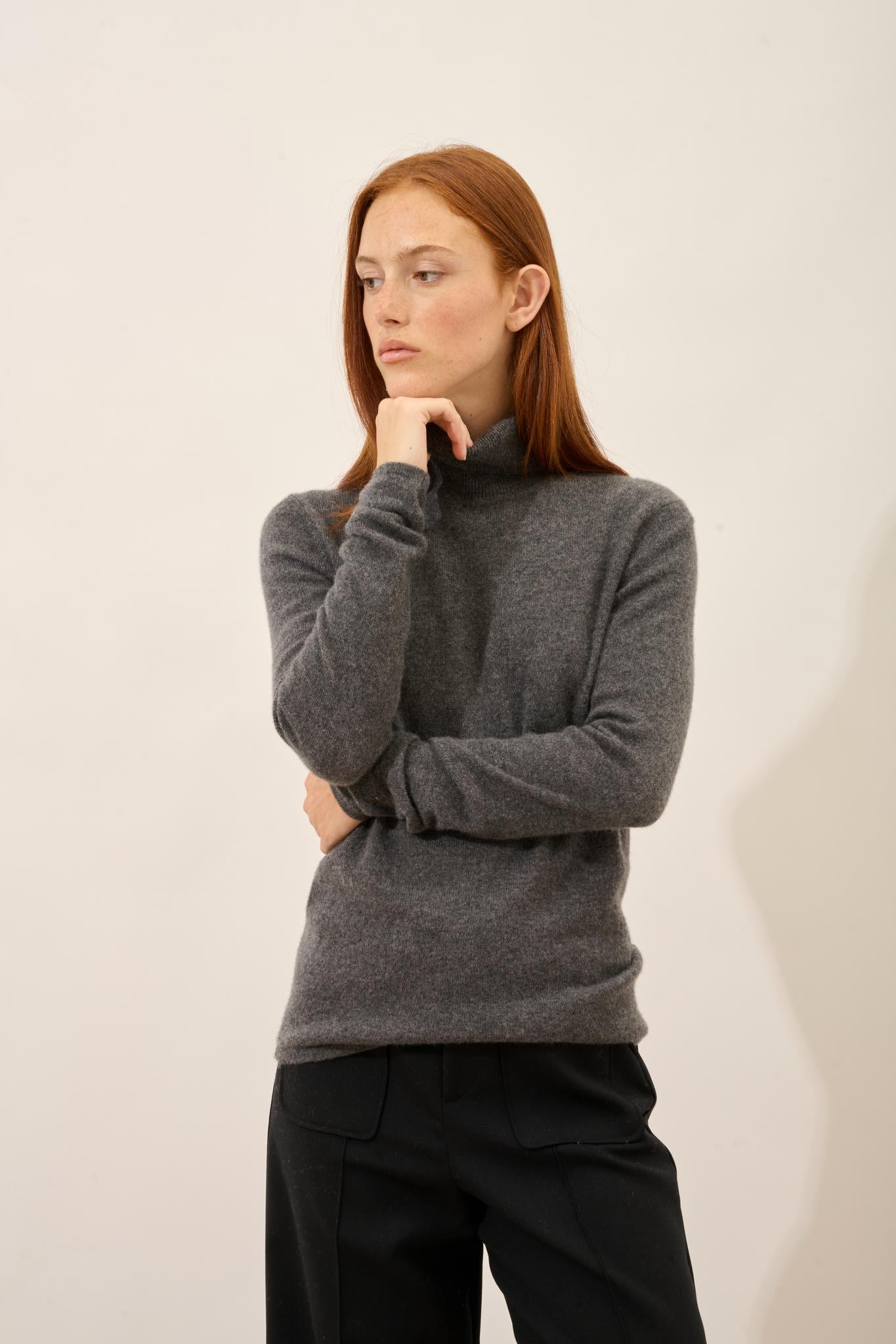 AVA pull col roulé anthracite chiné