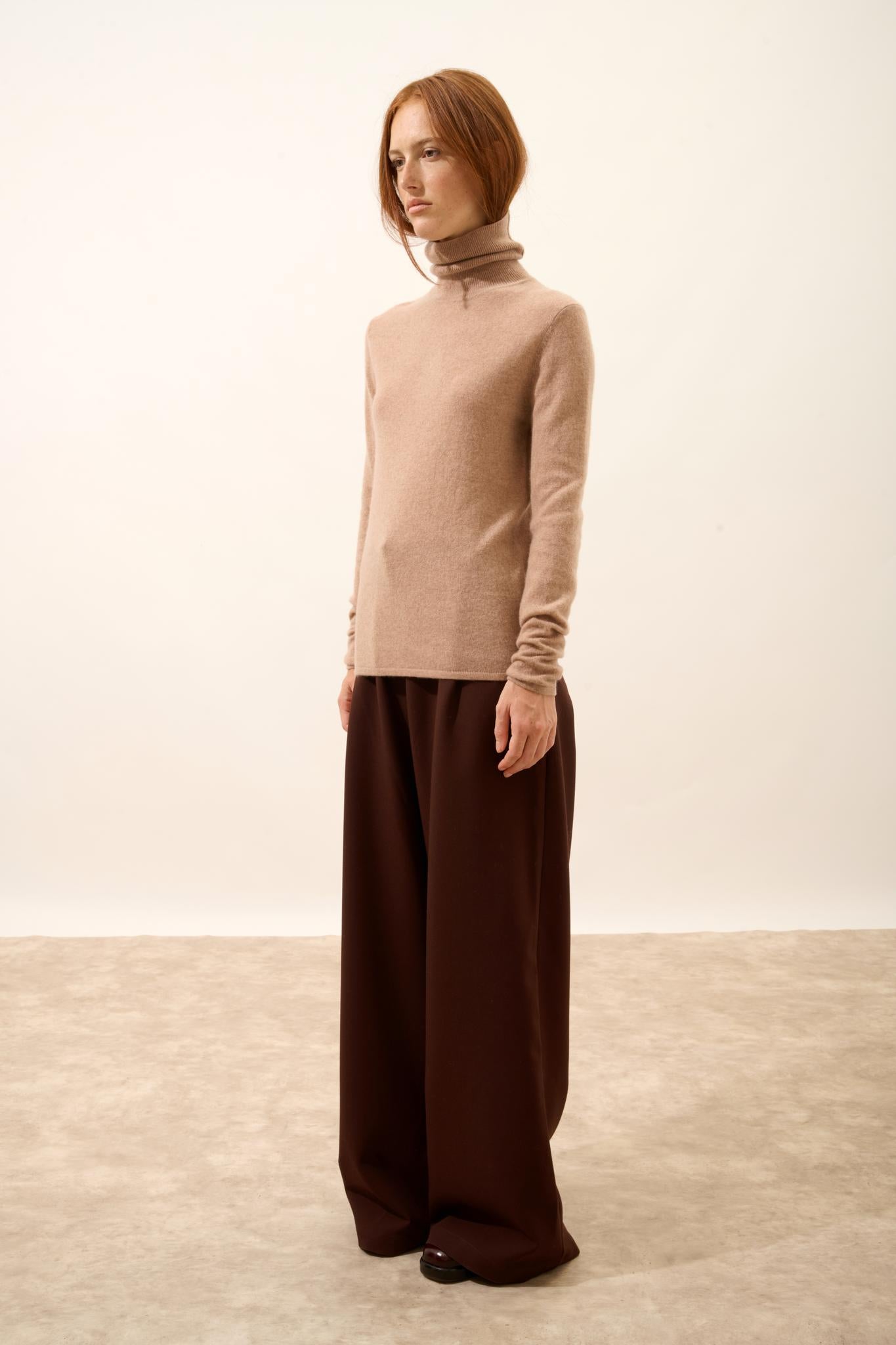 AVA pull col roulé camel chiné