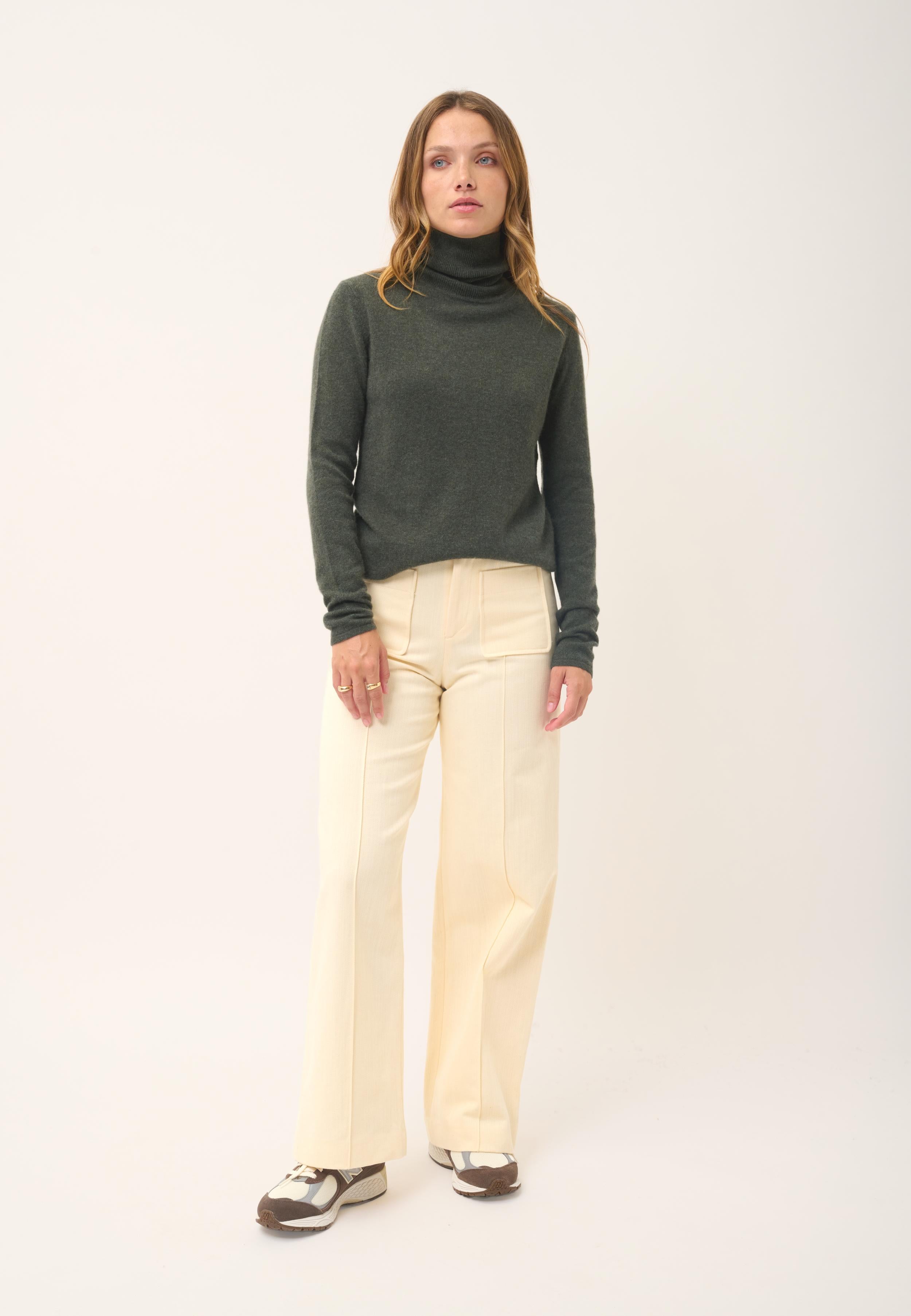 AVA pull col roulé kaki chiné