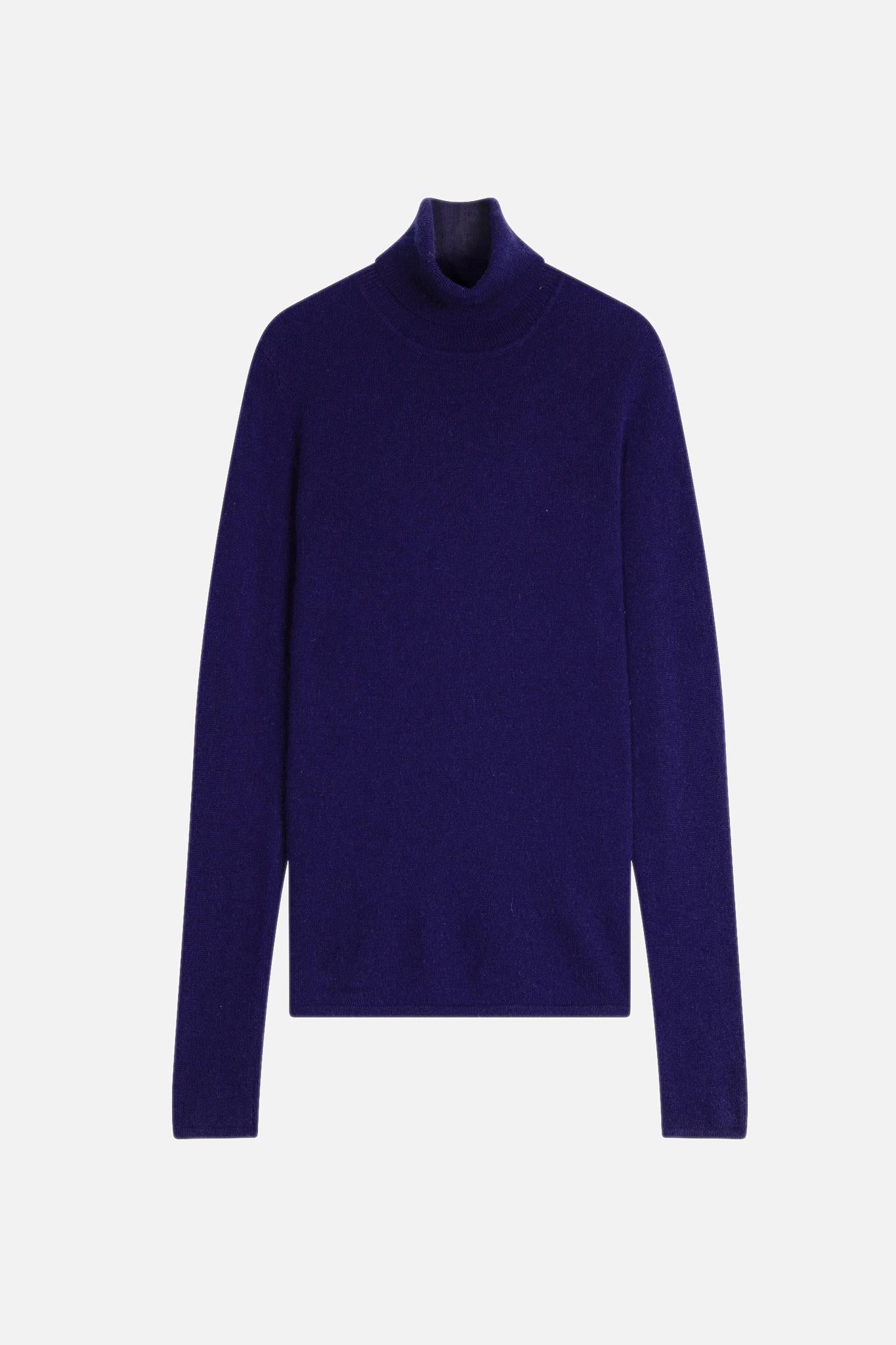 AVA turtleneck sweater purple