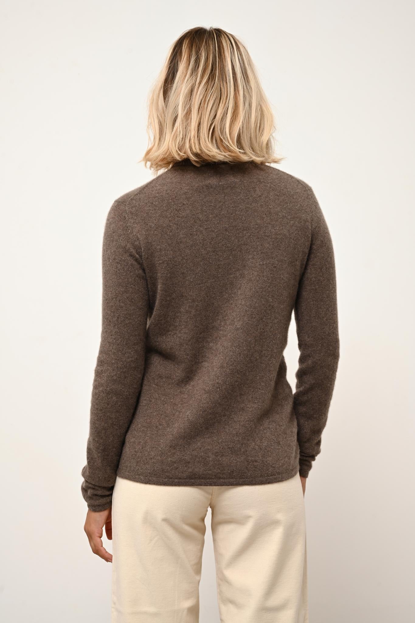 AVA pull col roulé taupe chiné