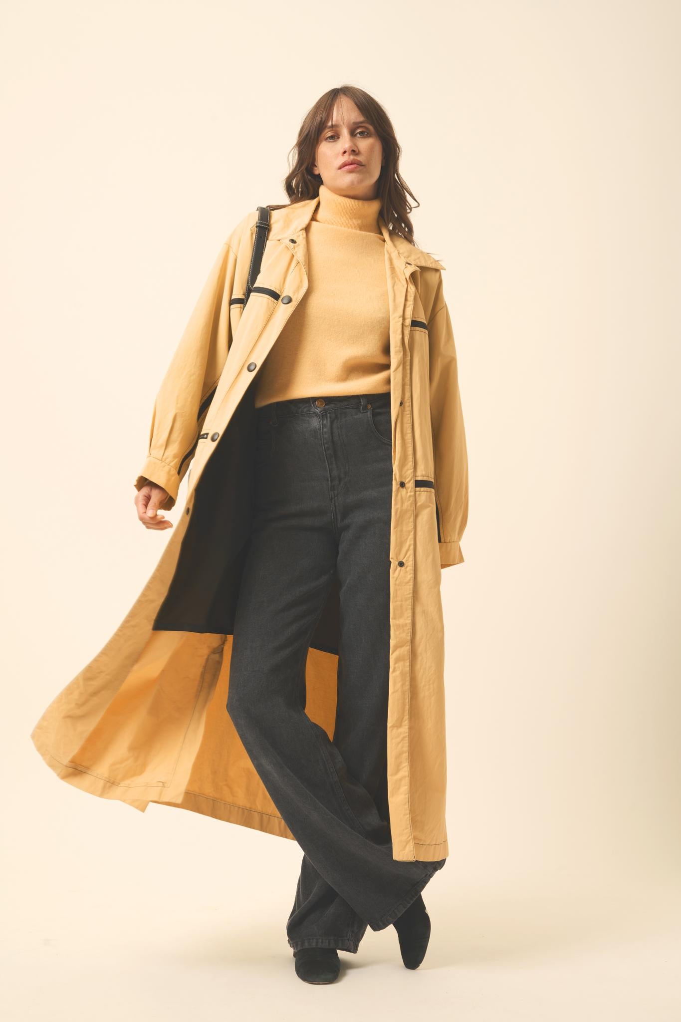 AVA pull col roulé vanille