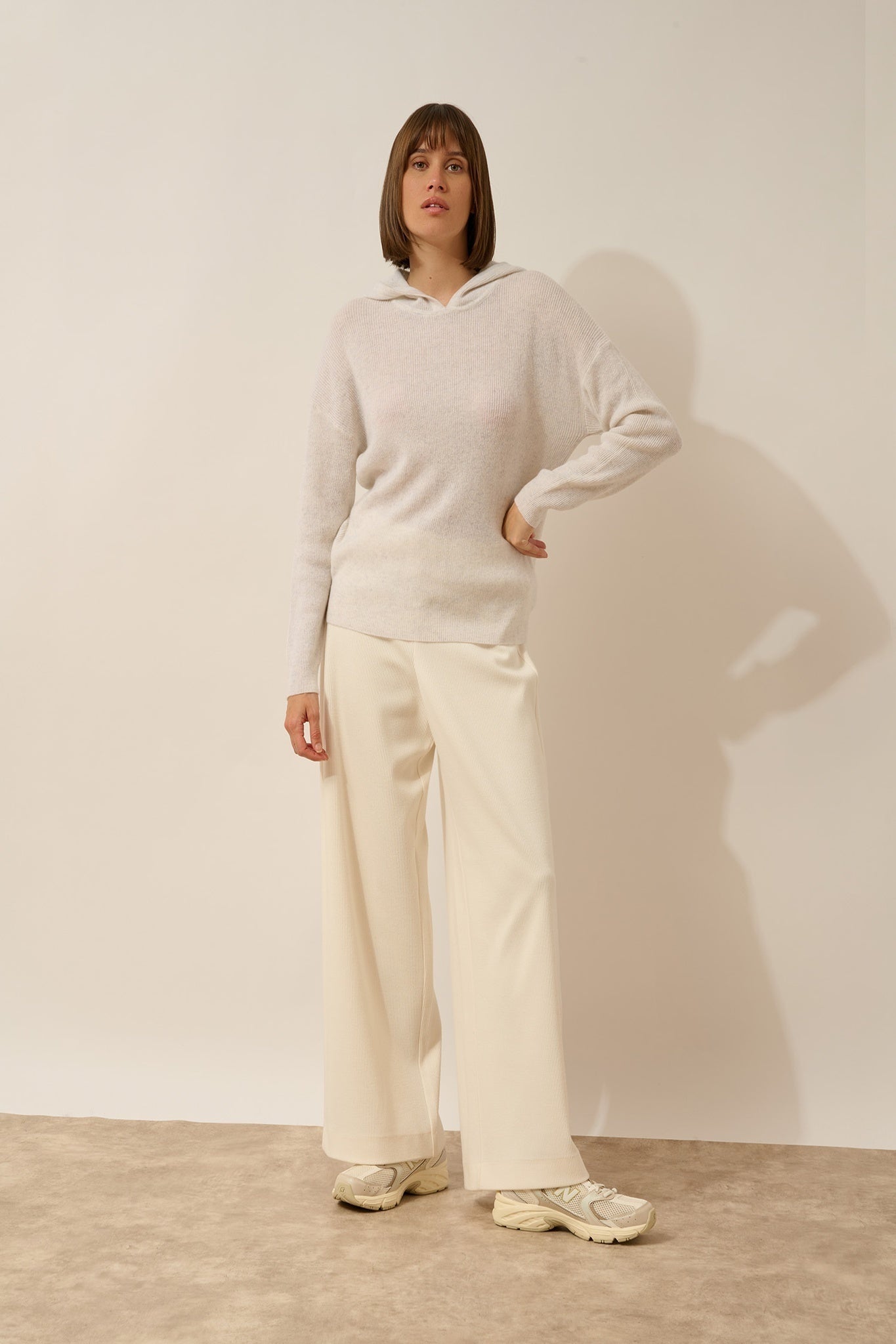 BEELE pull capuche blanc chiné