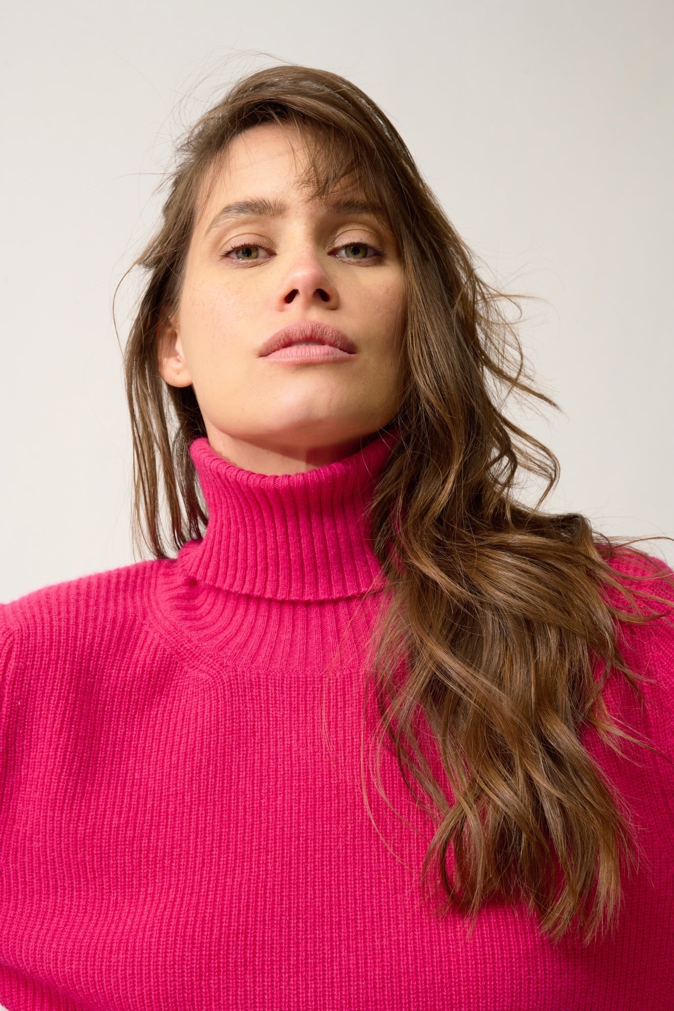 BILLY pull col roulé fuchsia