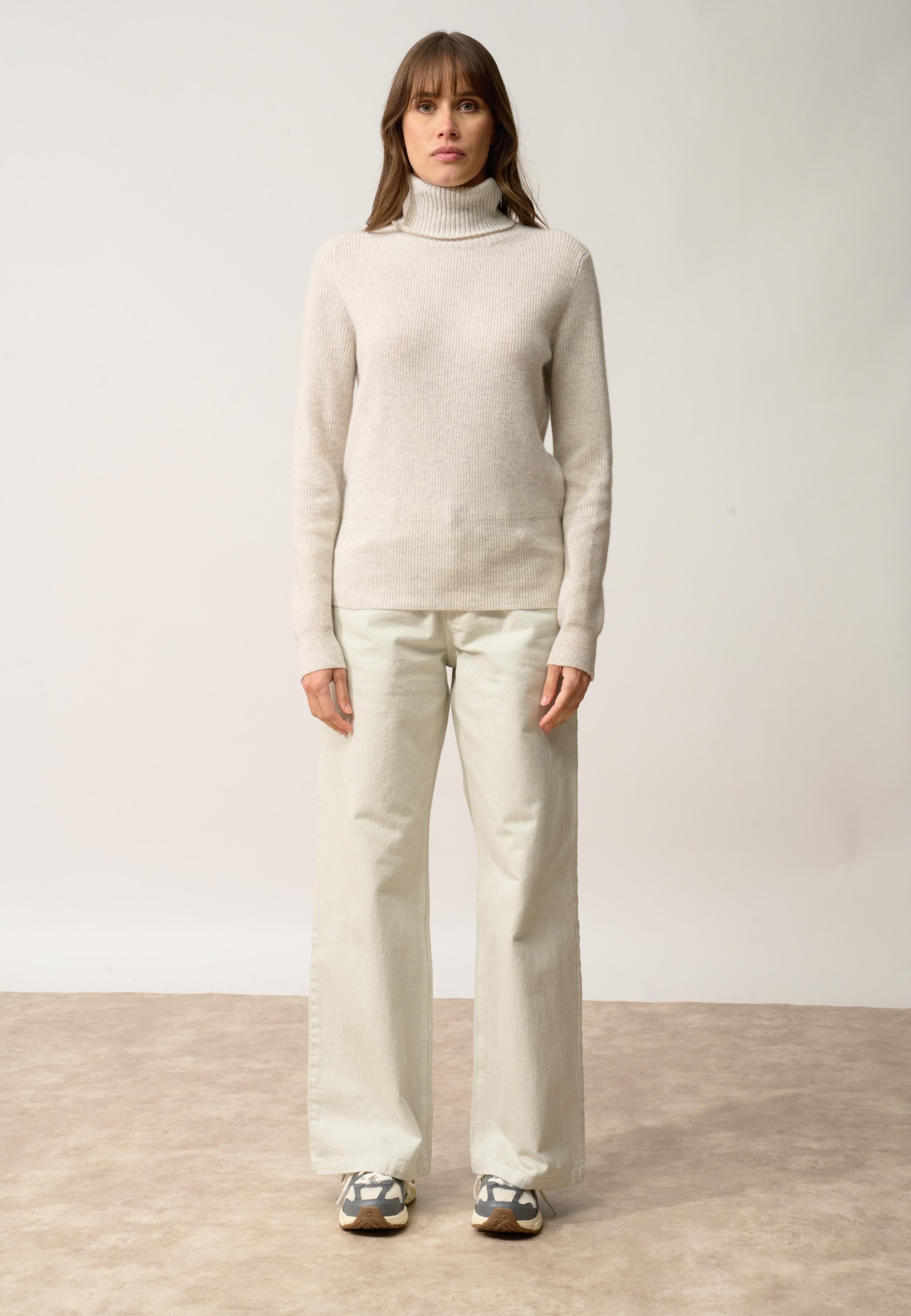 BILLY pearl grey turtleneck sweater