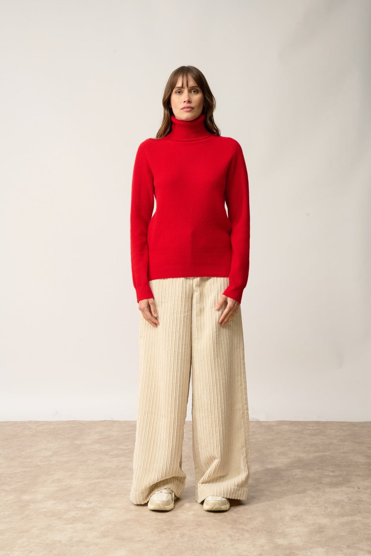 BILLY pull col roulé rouge