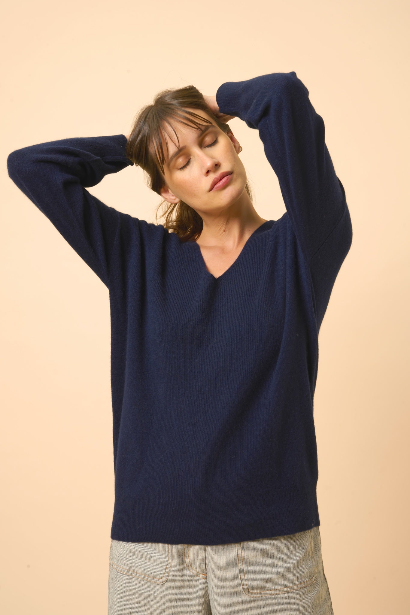 BIRSE v-neck sweater navy