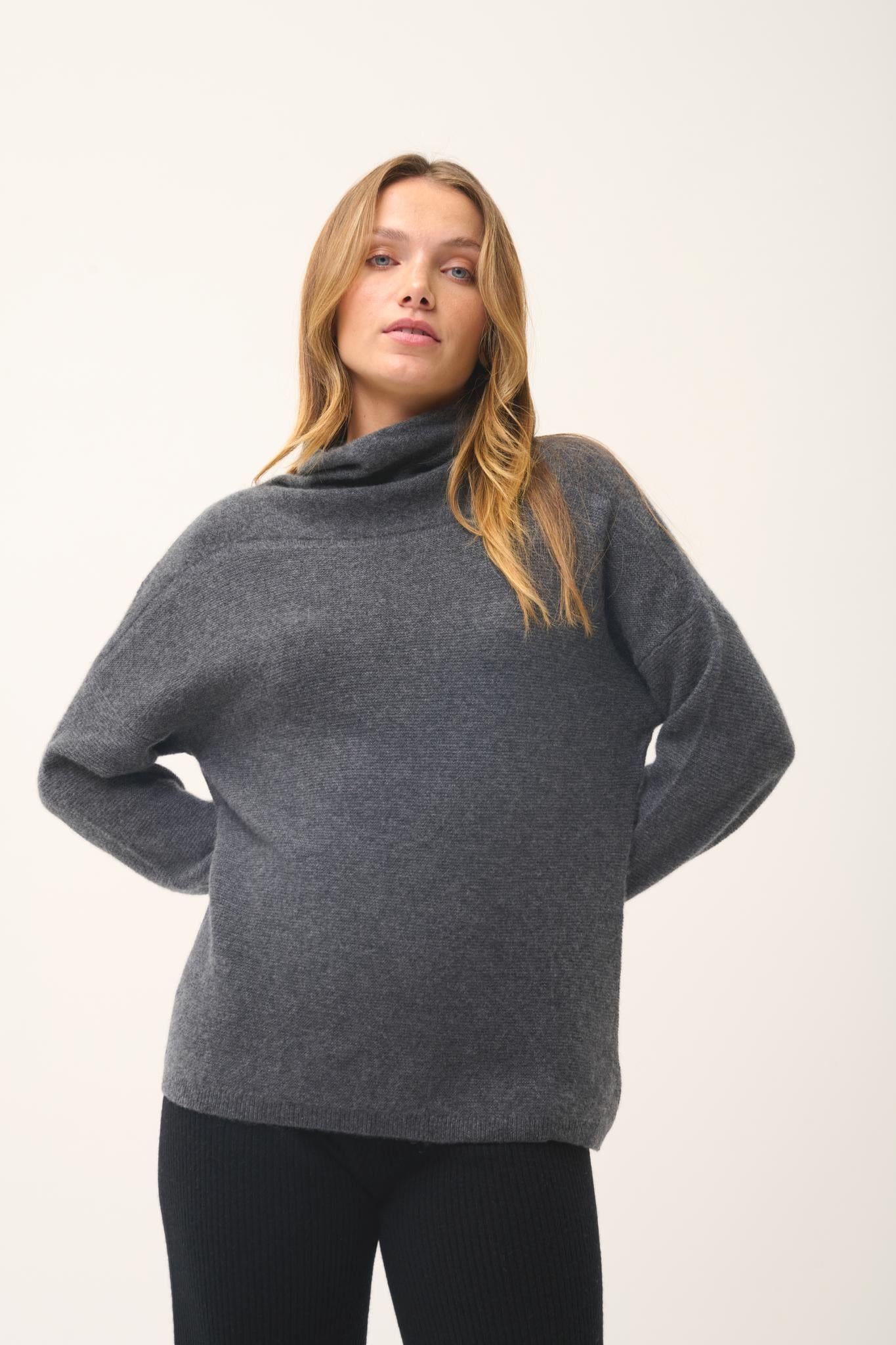 BLANTYRE pull col roulé anthracite chiné