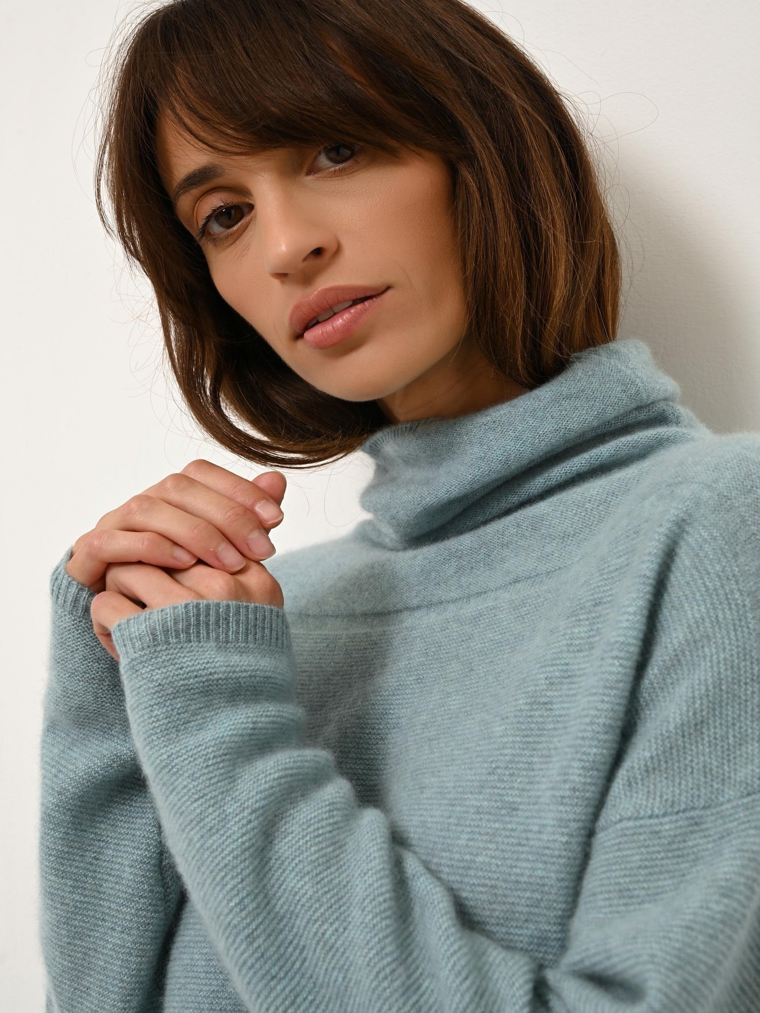 BLANTYRE pull col roulé aqua chiné