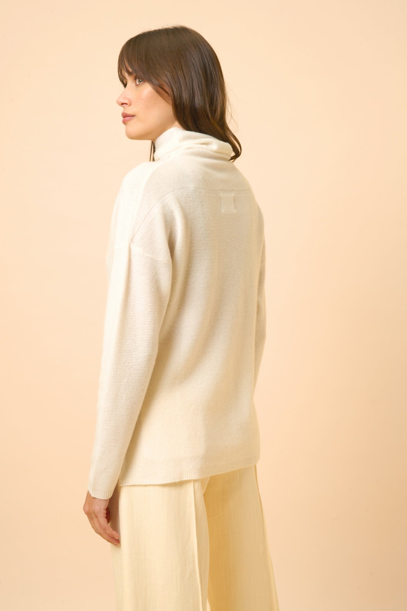 BLANTYRE ivory turtleneck sweater