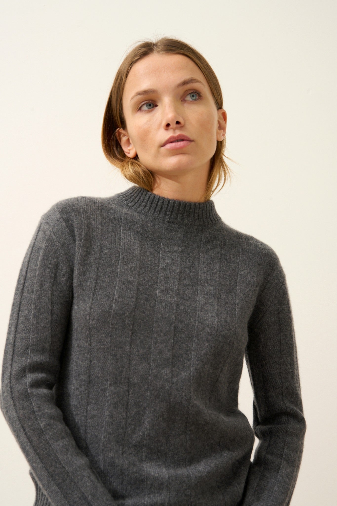 calindra pull col rond 4 fils anthracite chiné 100% cachemire