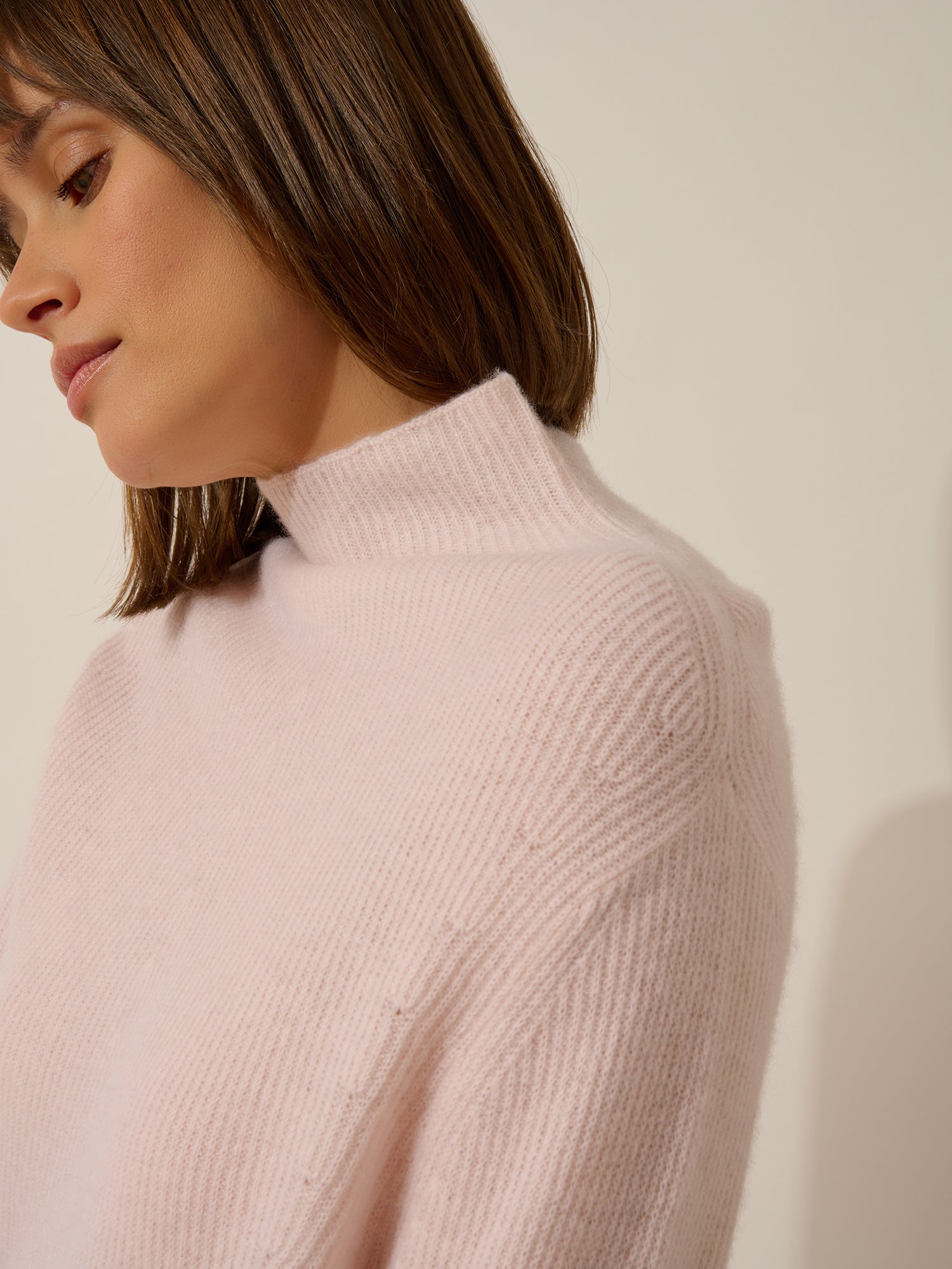 CAMILA pull col montant baby pink