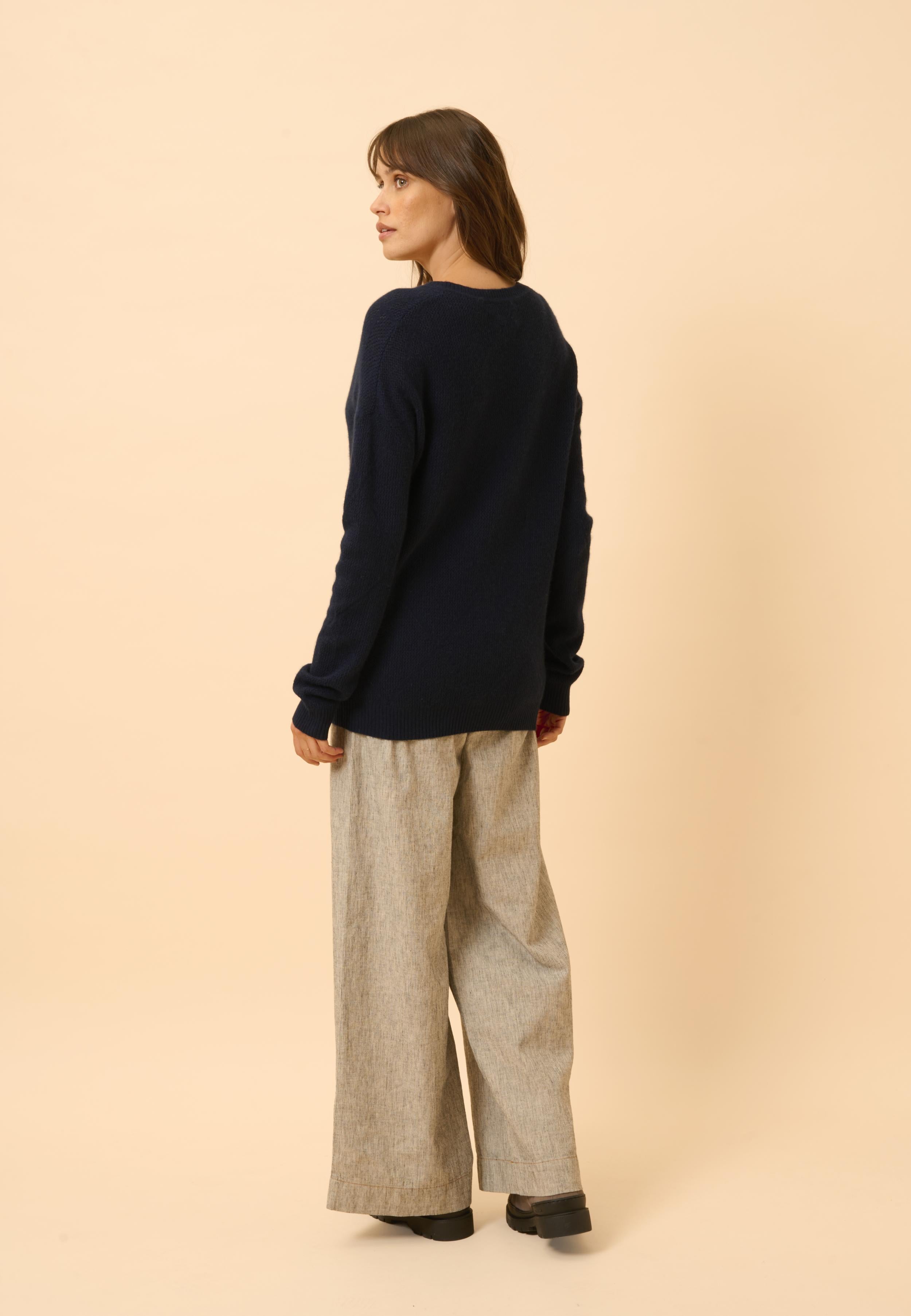 CAPUCINE pull col v navy