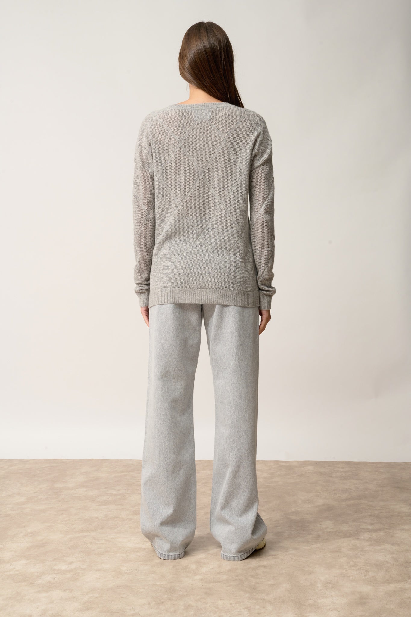 CAPUCINE cloudy v-neck sweater