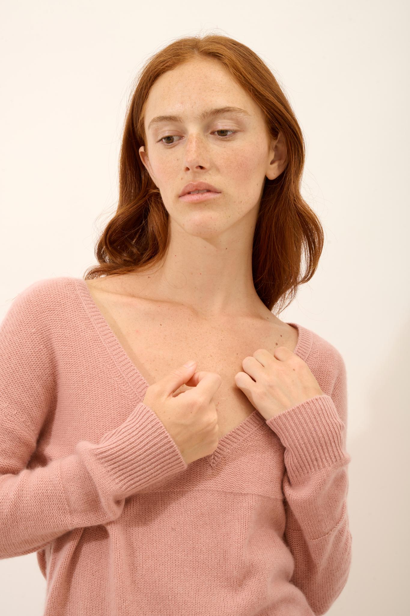 CASSIE pull col v bois de rose