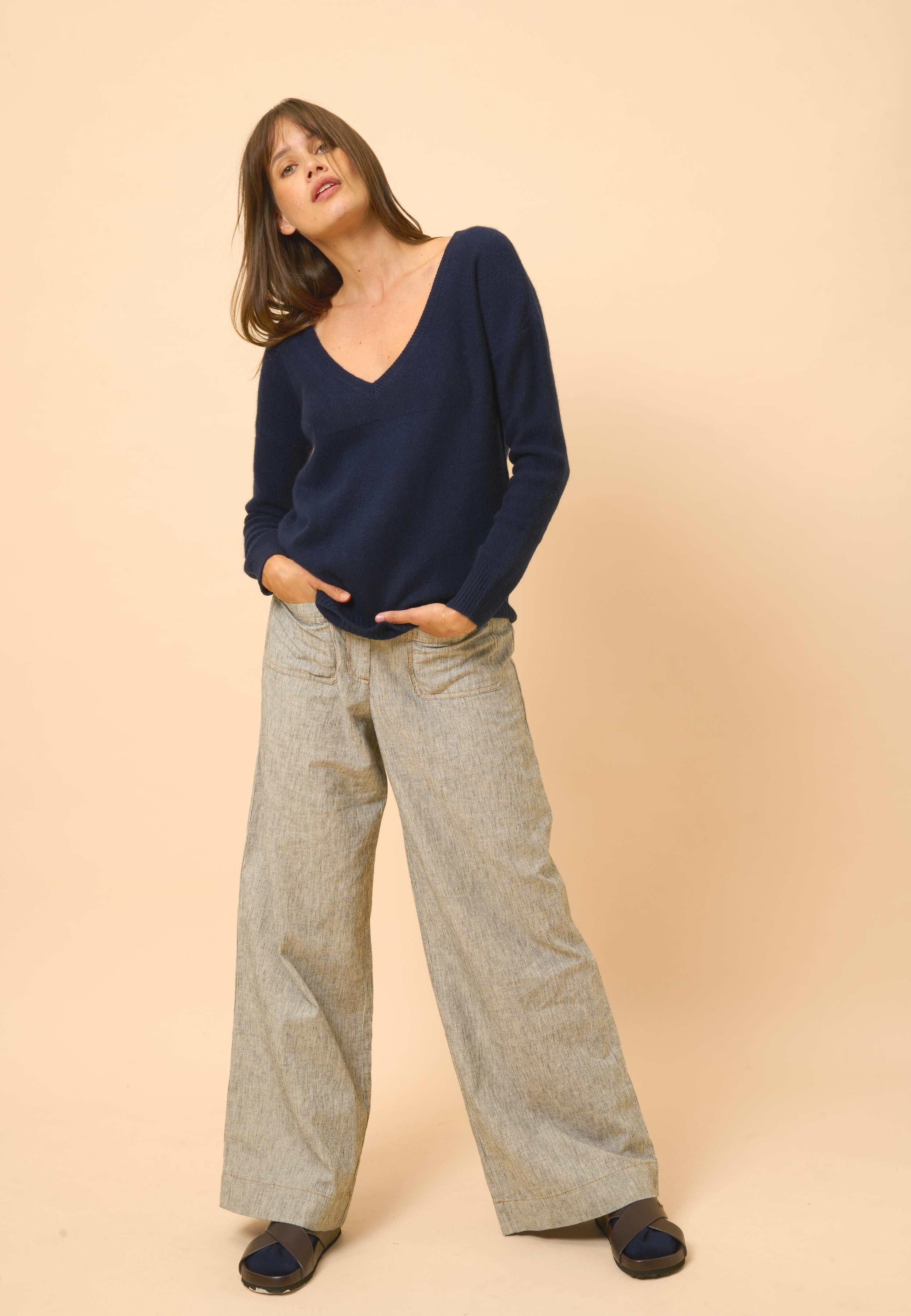 CASSIE pull col v navy