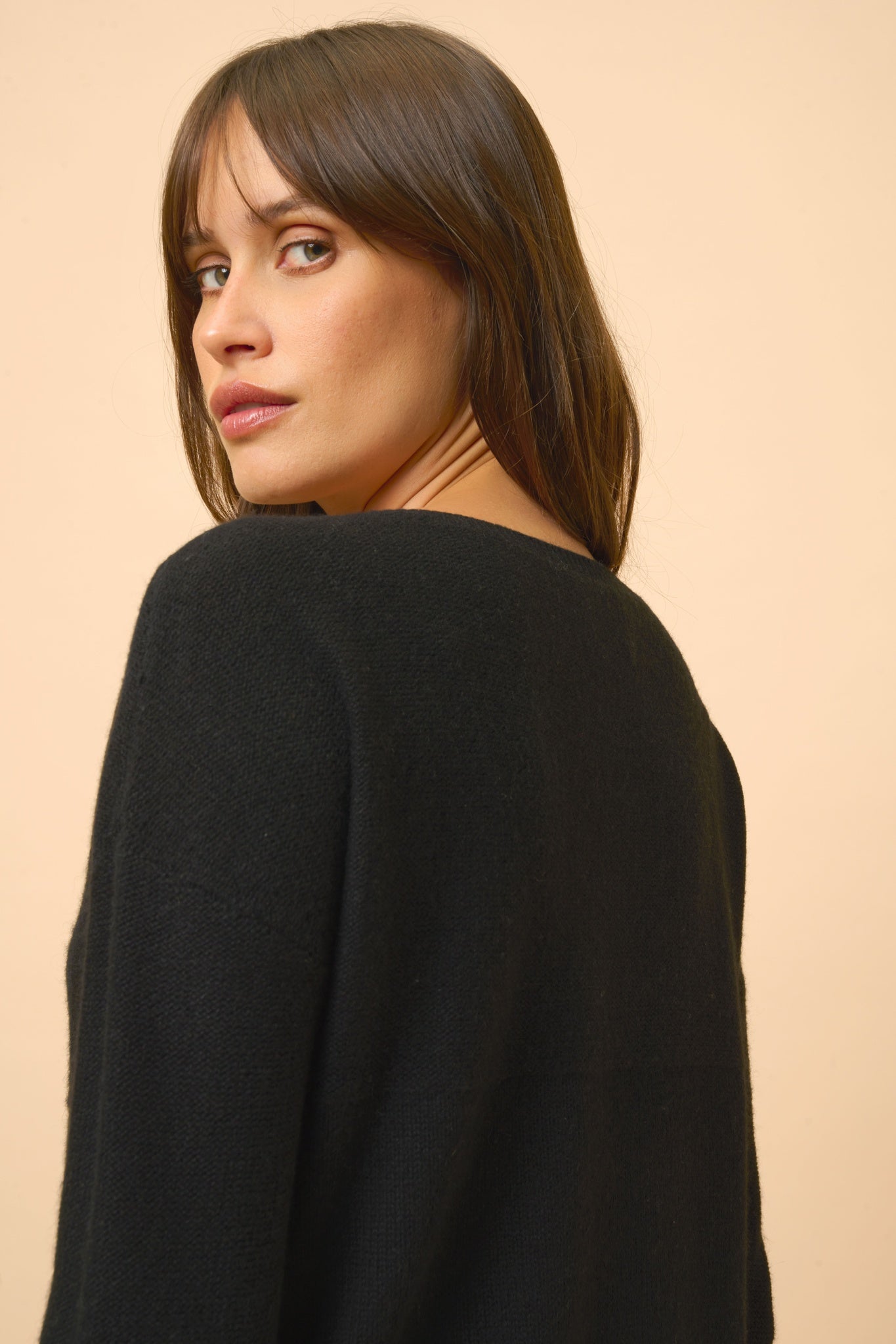 CASSIE black v-neck sweater