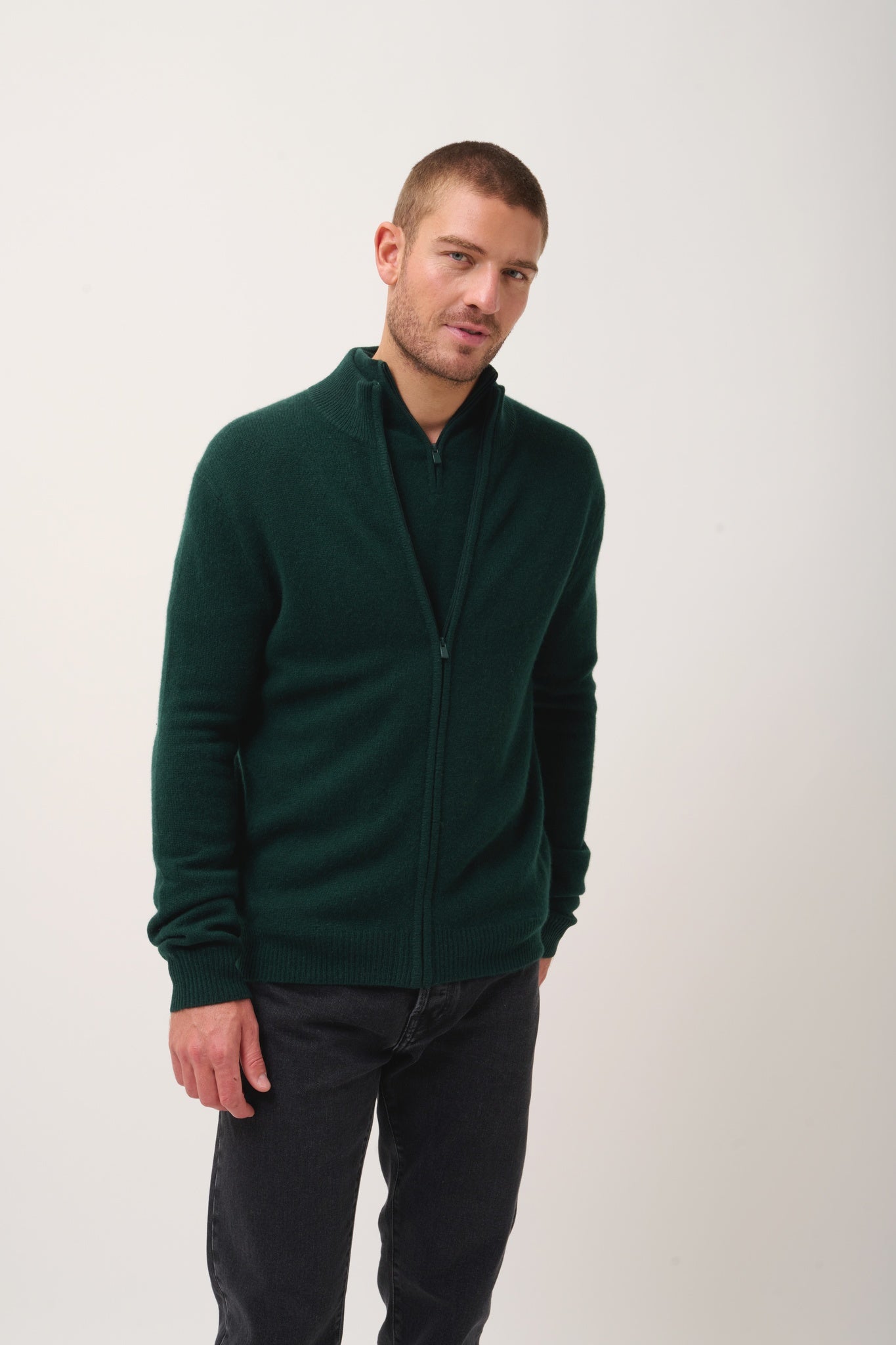 CHARLOTTE cypress trucker-neck vest