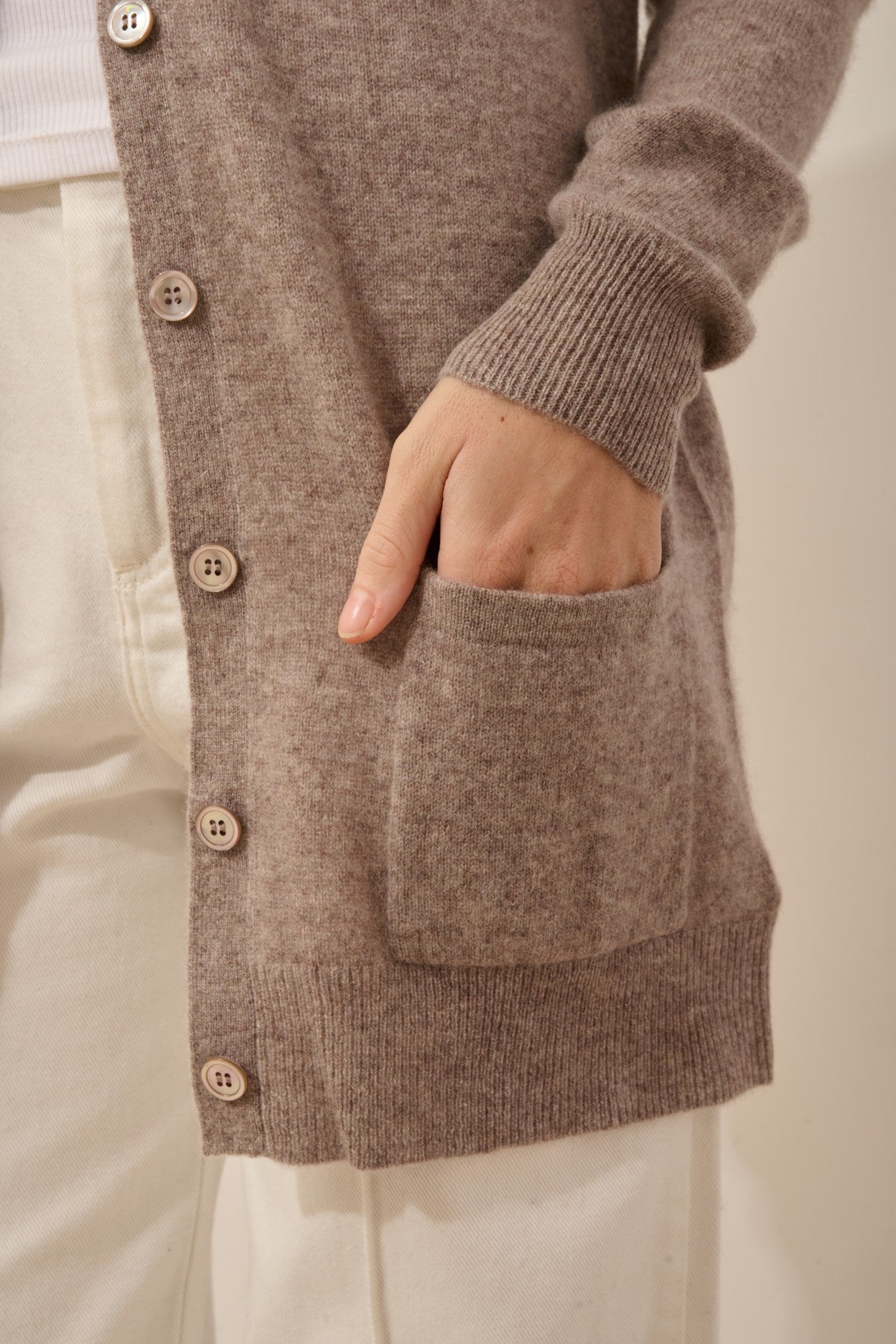 chelsea cardigan col v caribou chiné 100% cachemire