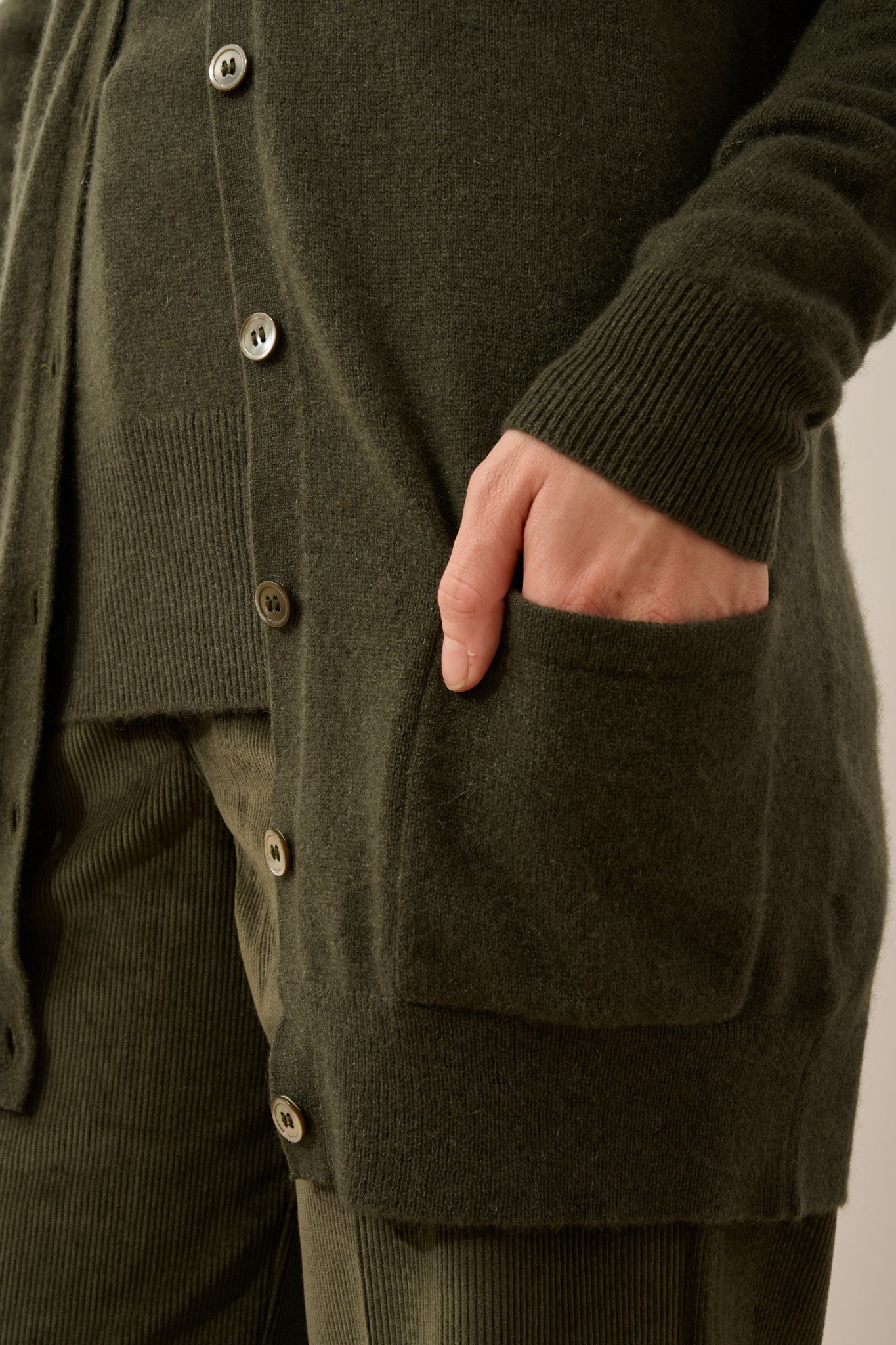 chelsea cardigan col v kaki