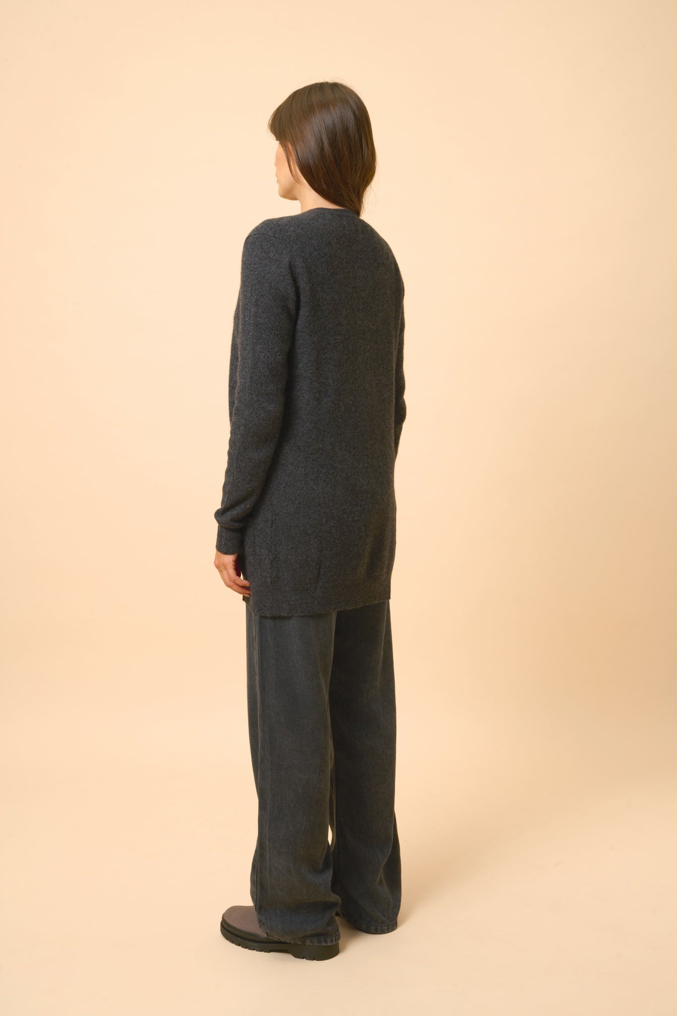 CHELSEA v-neck cardigan mottled black