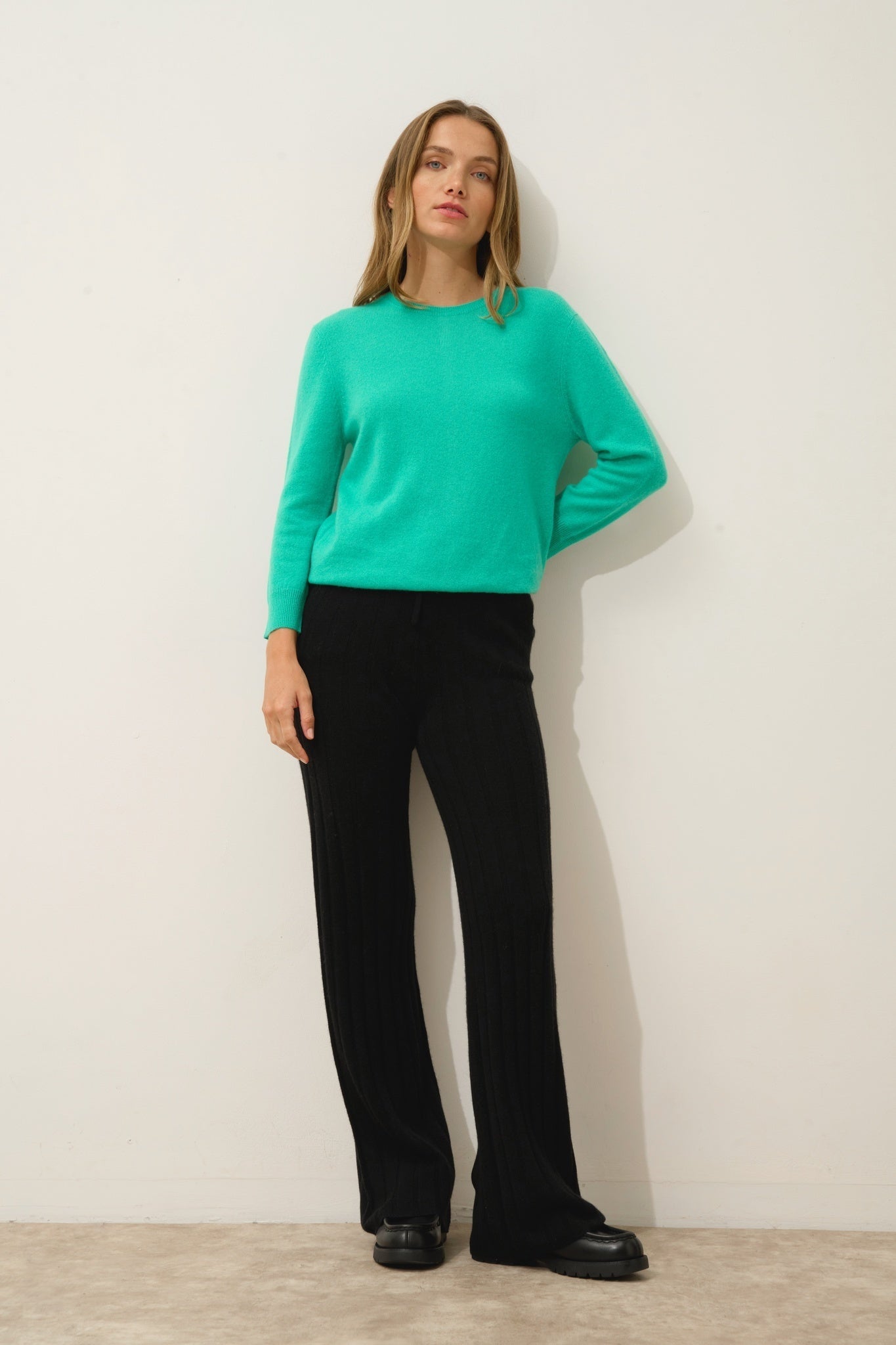 CLARISSA pantalon évasé noir