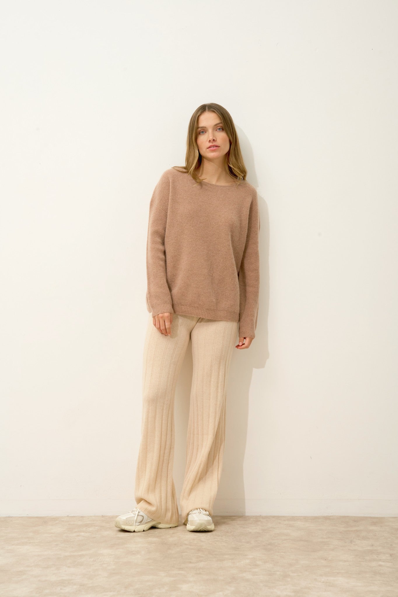 clarissa pantalon évasé sable 100% cachemire