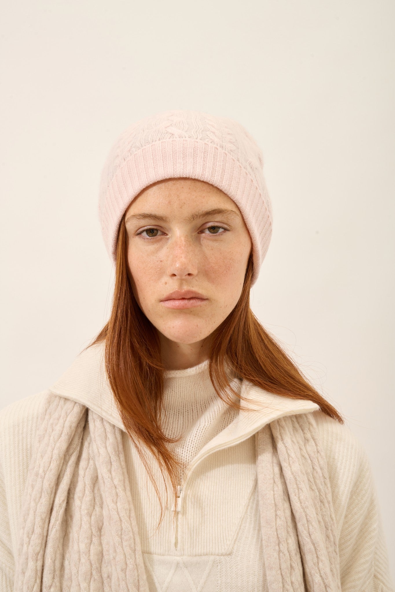 cleo bonnet 4 fils poudre 100% cachemire